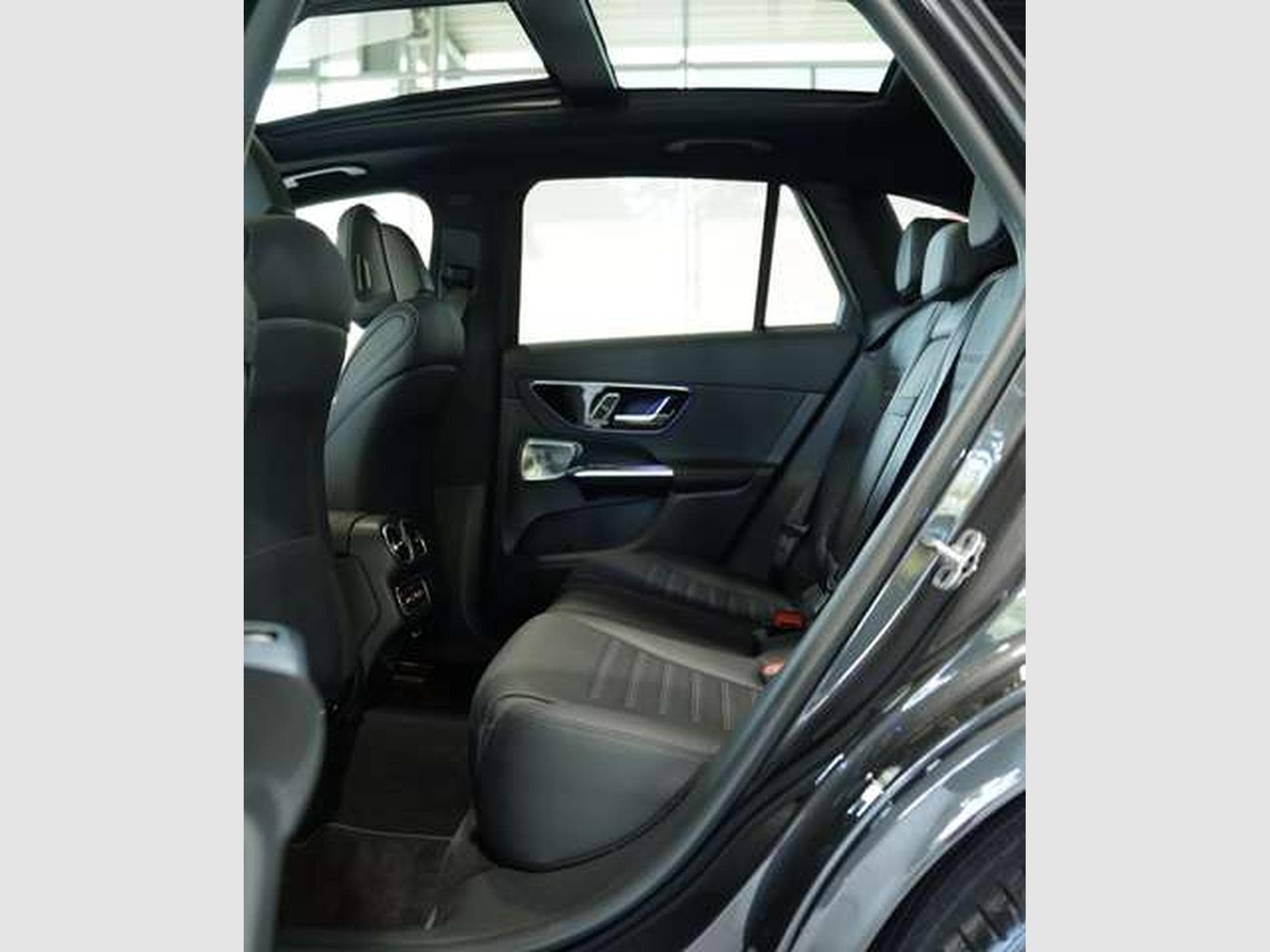 Mercedes GLC 300 d 4M AMG Line 2.H *20 *BURM *AHK *LUFT (2023) - Photo 25