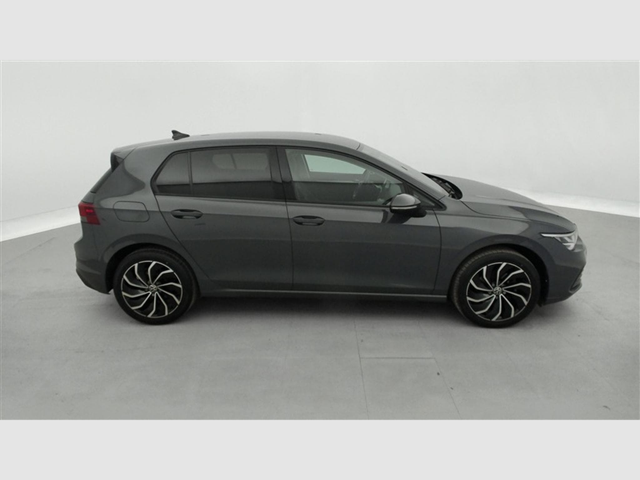 VW Golf 1.0 TSI 110Cv Life NAVI / FULL LED / CAMERA / PDC / ALU (2021) - Photo 24