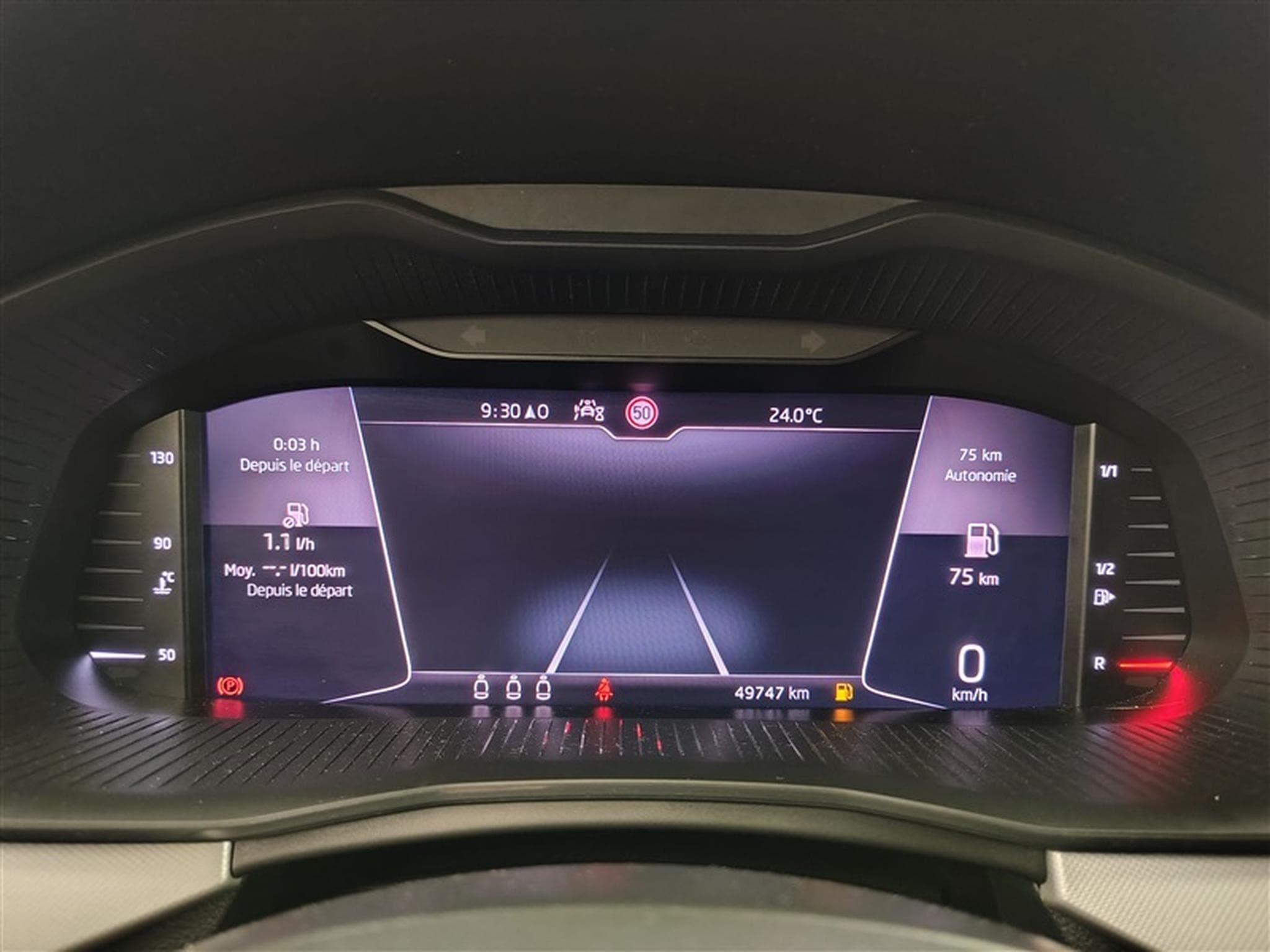Skoda Kamiq 1.0 TSI Ambition NAVI/CARPLAY/PDC/JA (2021) - Photo 10