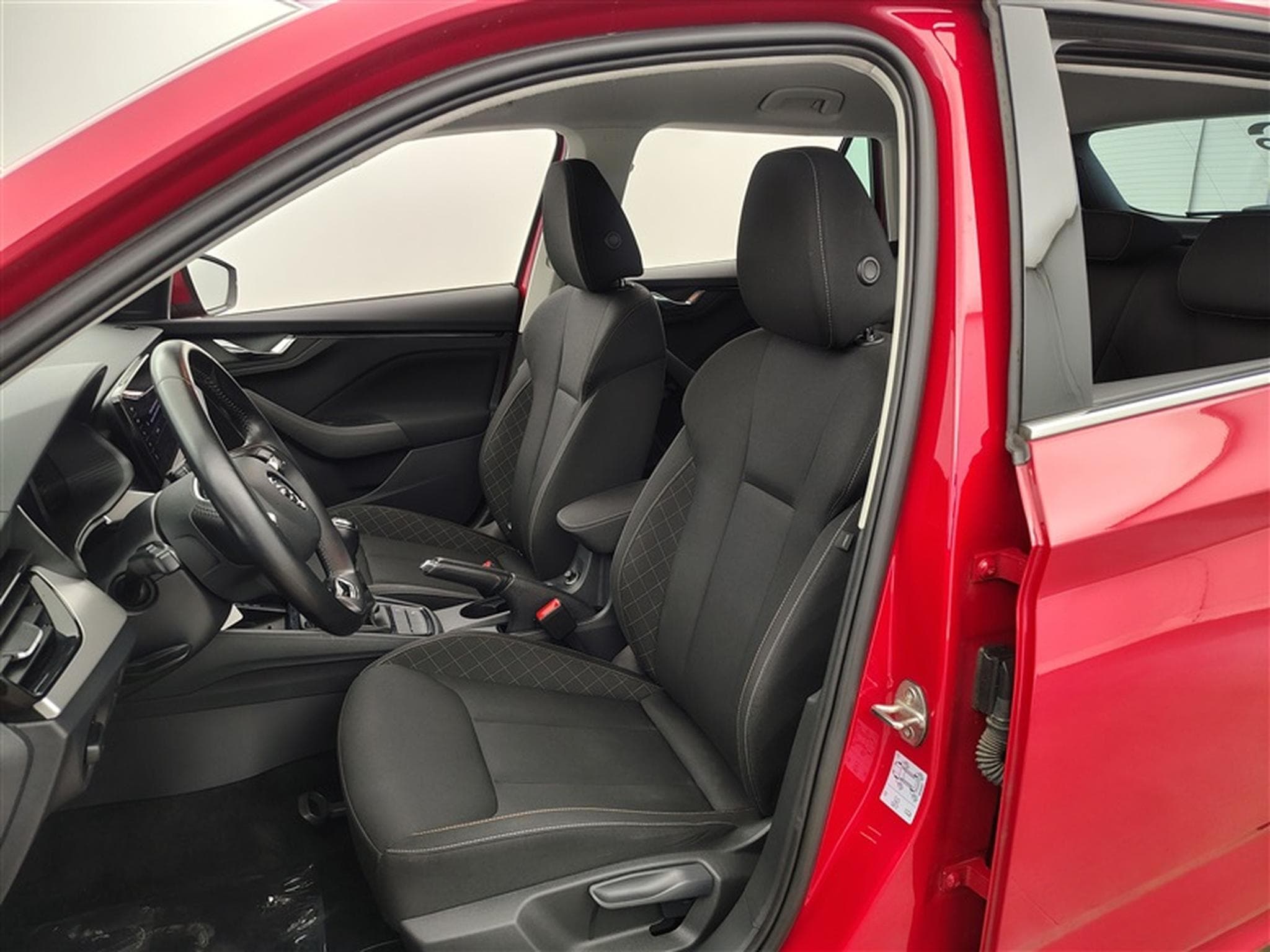 Skoda Kamiq 1.0 TSI Ambition NAVI/CARPLAY/PDC/JA (2021) - Photo 7