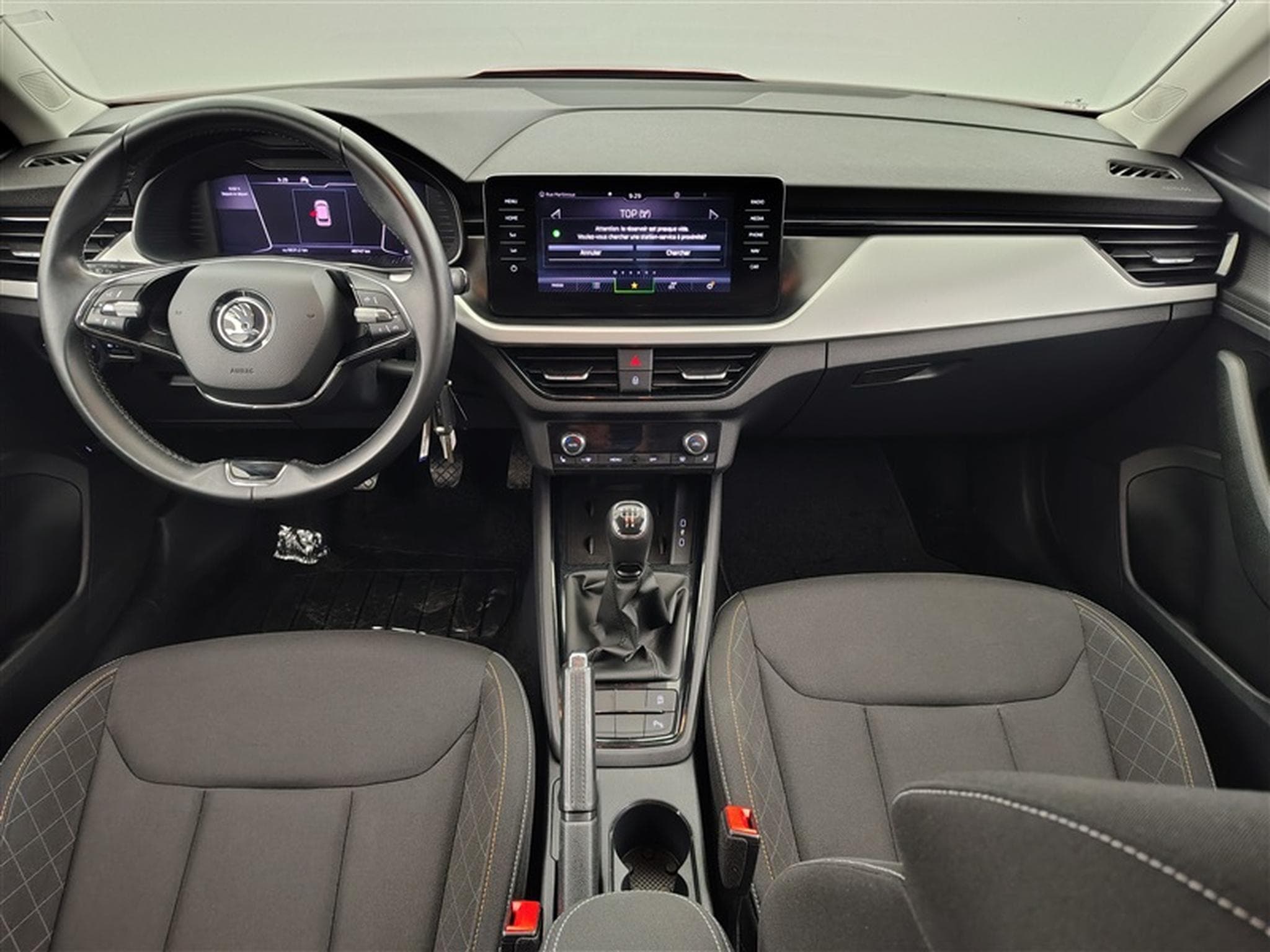 Skoda Kamiq 1.0 TSI Ambition NAVI/CARPLAY/PDC/JA (2021) - Photo 8