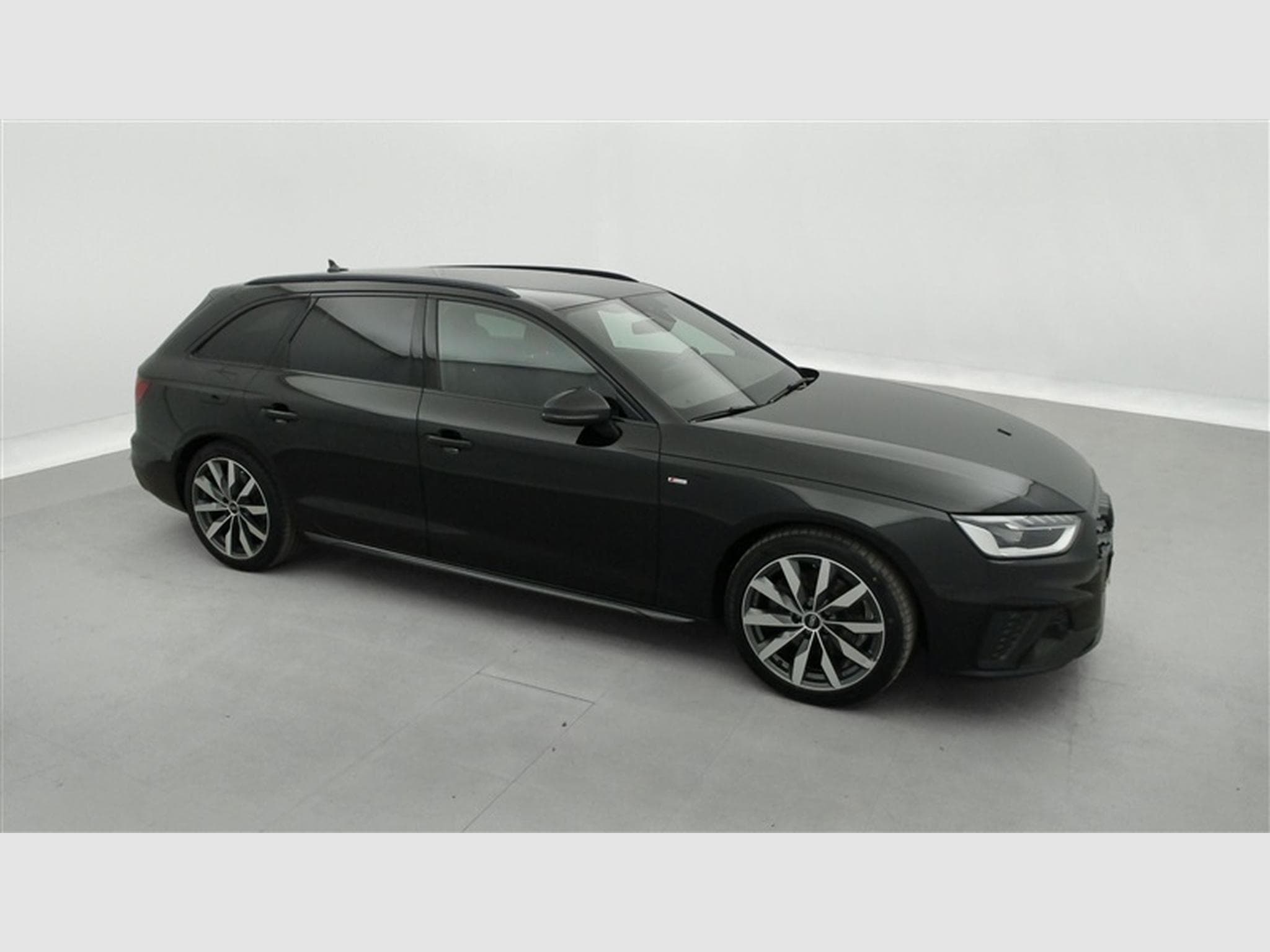 Audi A4 Avant 35 TFSI S-Tronic S-line Compétition (2024) - Photo 24