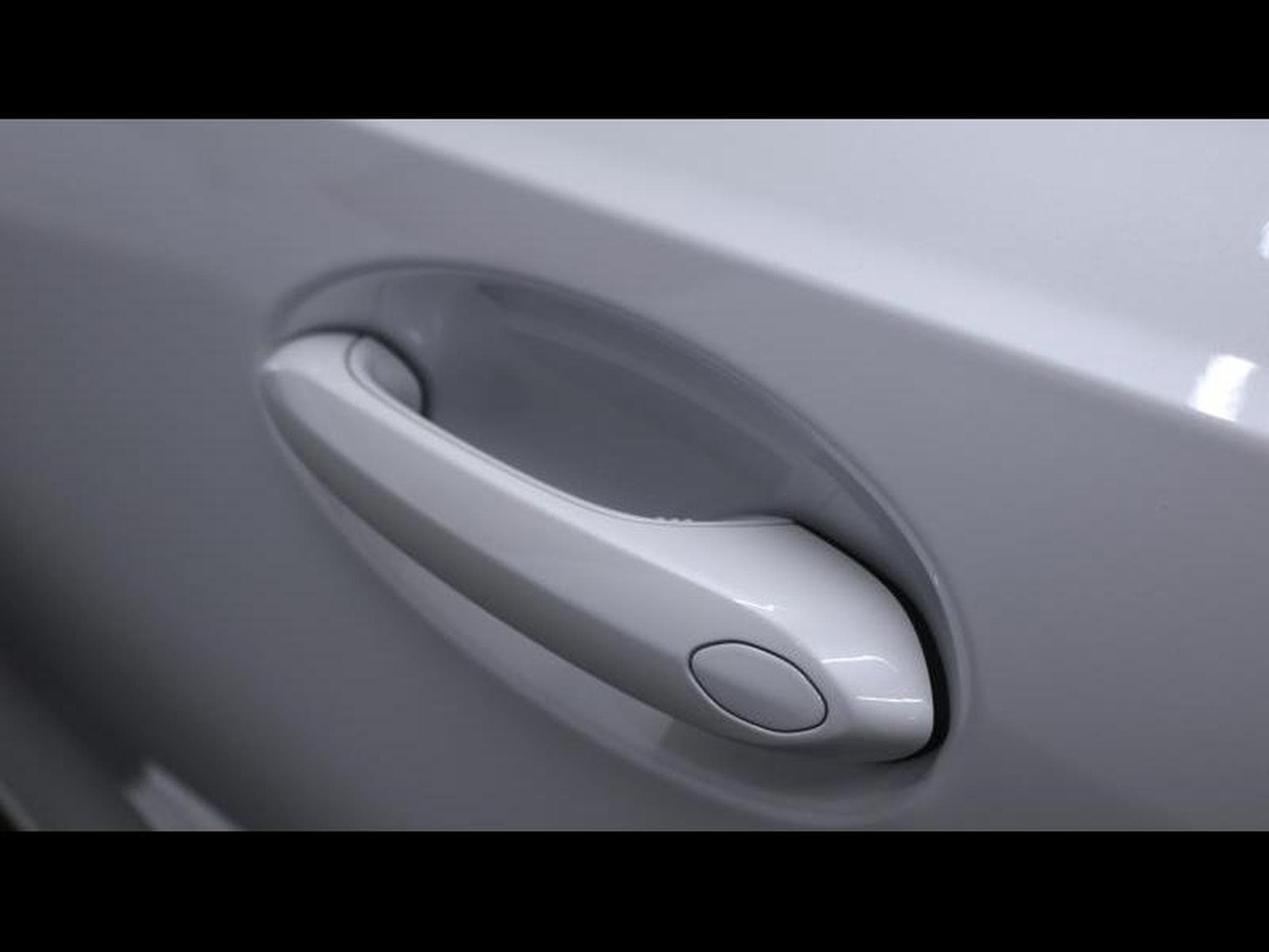 BMW 318 d M Sport Pro Steptronic (2023) - Photo 29
