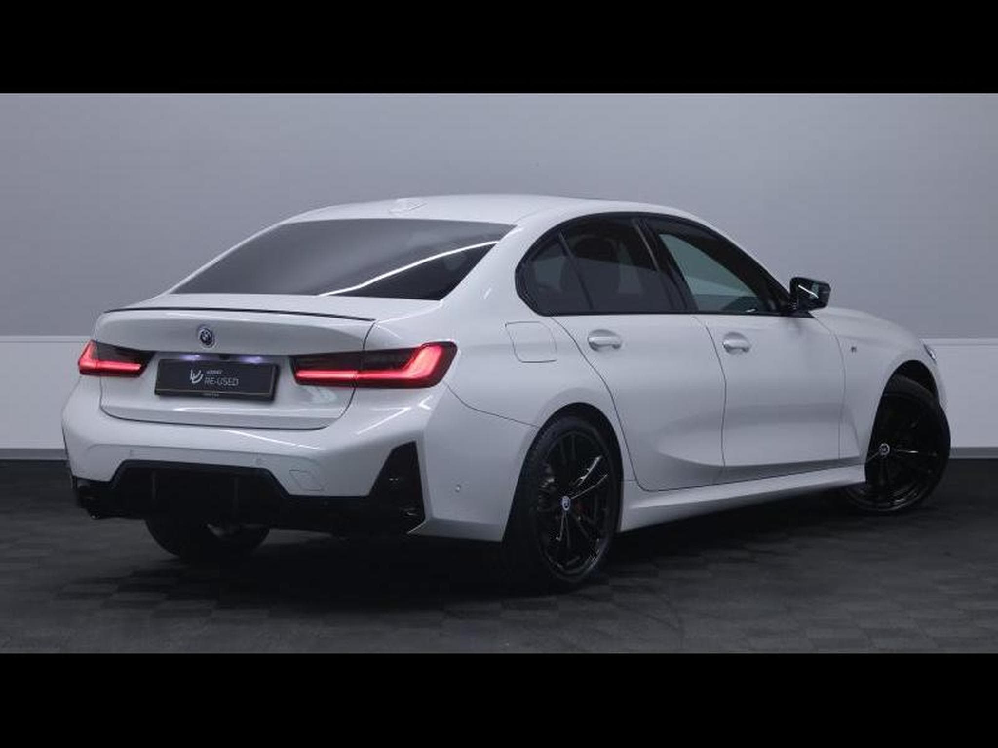BMW 318 d M Sport Pro Steptronic (2023) - Photo 5