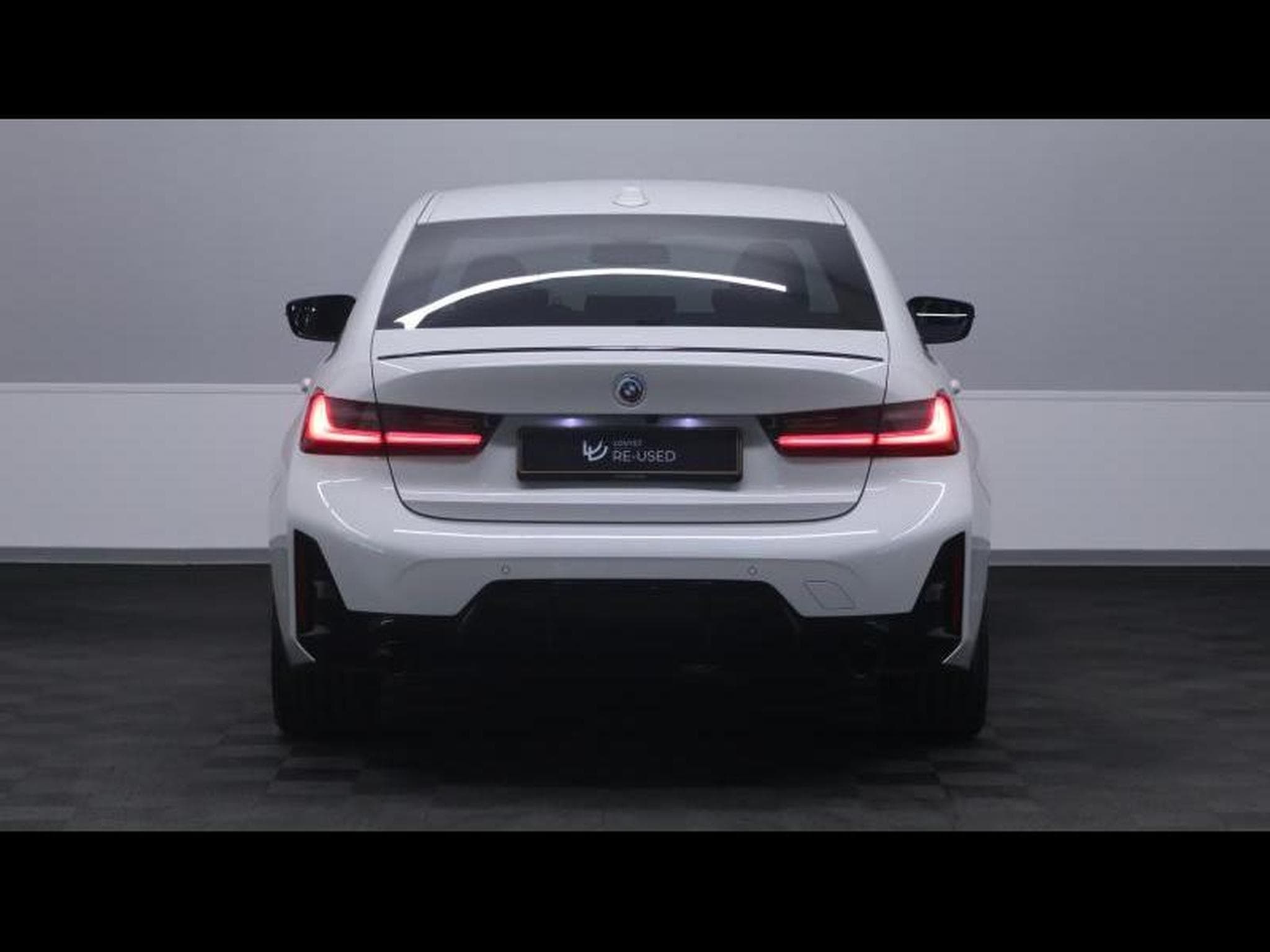 BMW 318 d M Sport Pro Steptronic (2023) - Photo 6