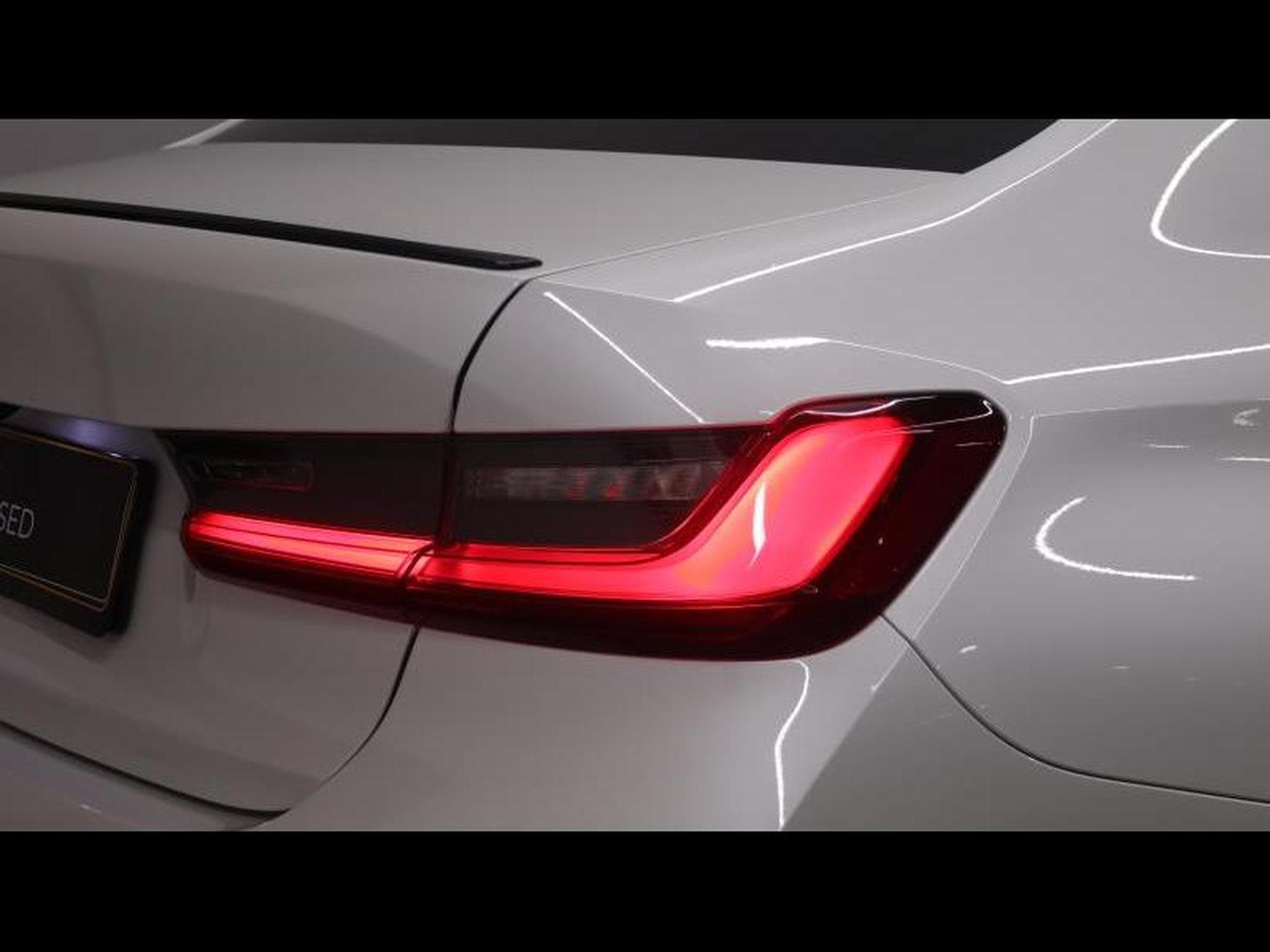 BMW 318 d M Sport Pro Steptronic (2023) - Photo 9