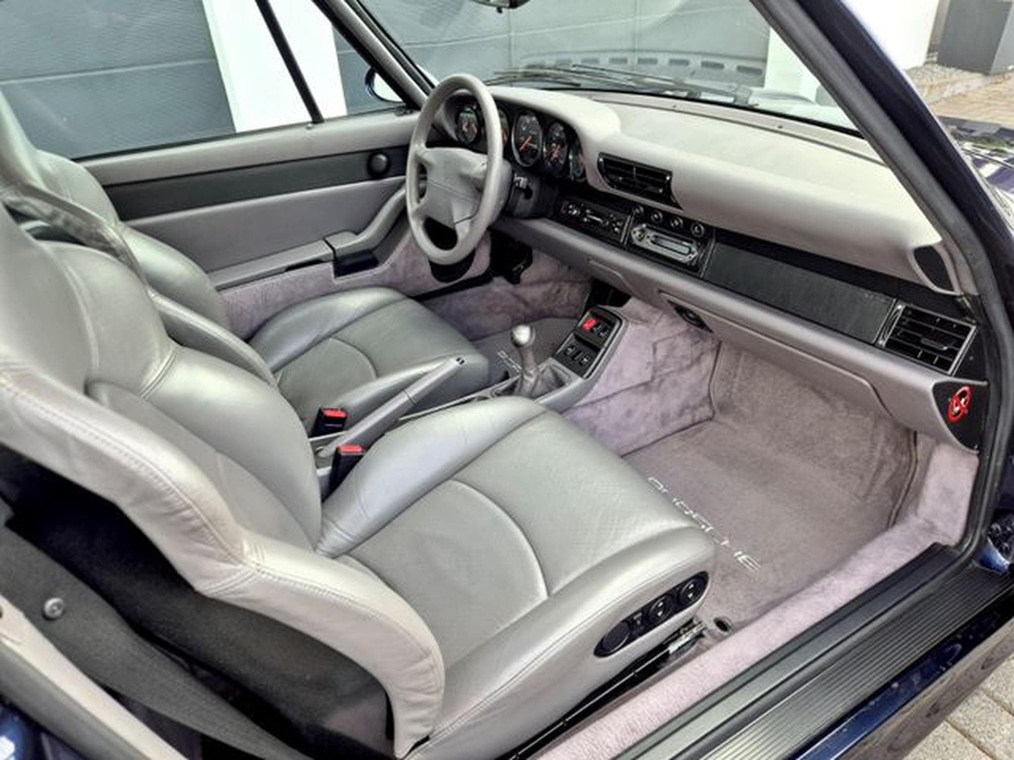 Porsche 911 993 Carrera Coupé * Carrera S Optik * Schalter * (1996) - Photo 11