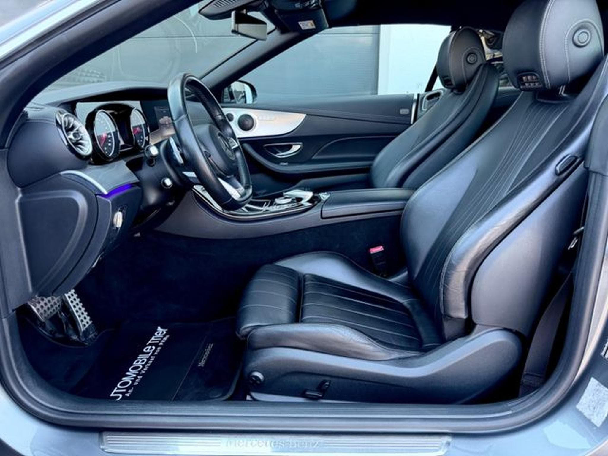 Mercedes E 200 E 200 Cabrio /AMG LINE/NAVI/LED/CAM/GARANTIE/ (2018) - Photo 13