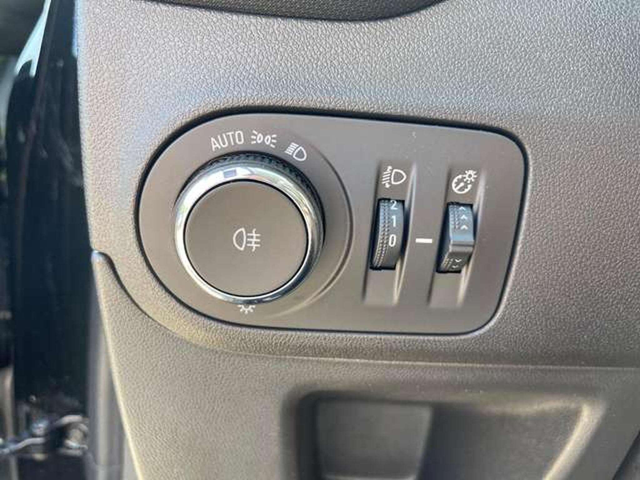 Opel Crossland Business Edition - JUSQU'A 36 MOIS DE GARANTIE (2023) - Photo 17