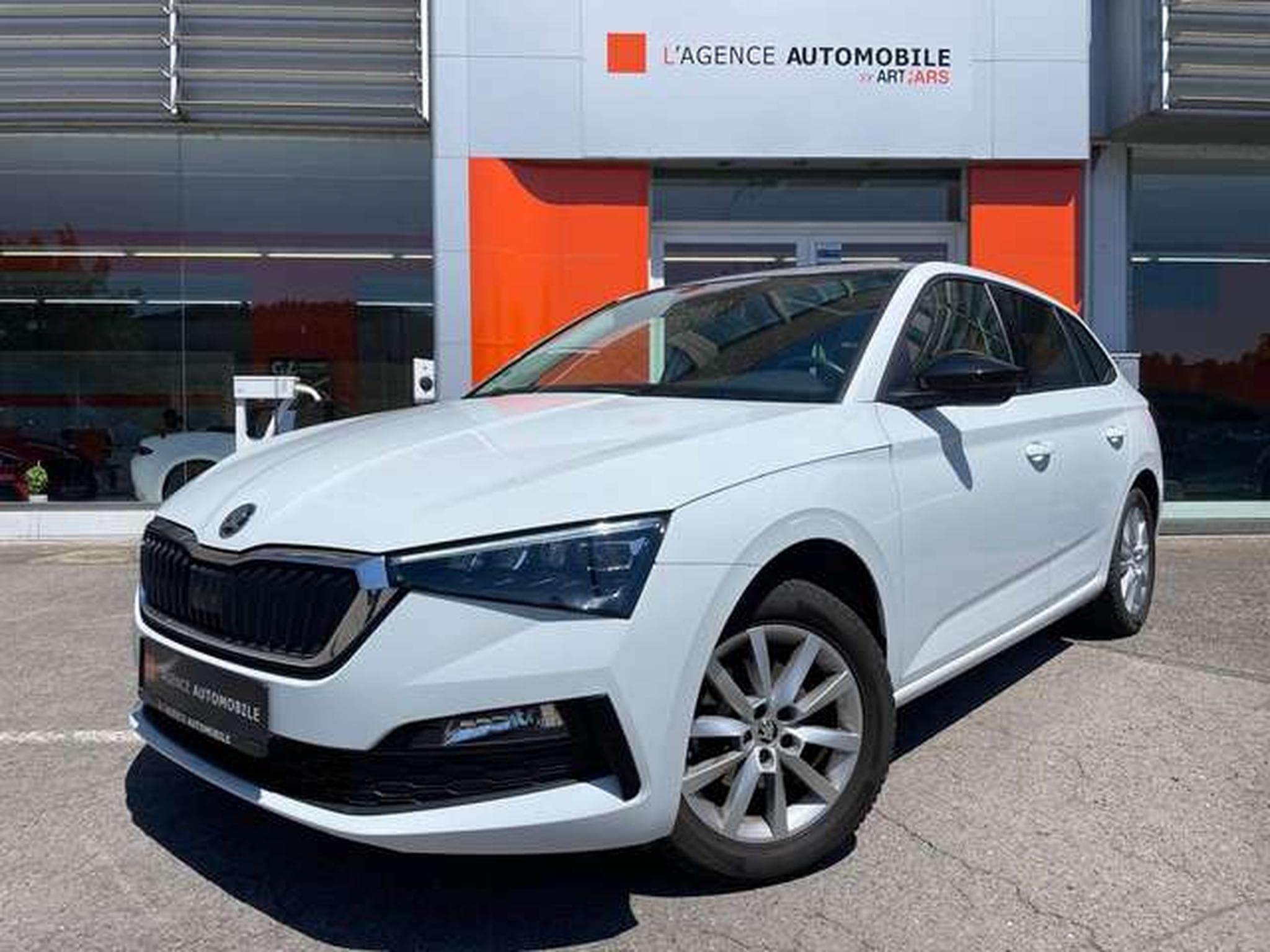 Skoda Scala Scala 1.0 TSI - JUSQU'A 3 ANS DE GARANTIE (2020) - Photo 2