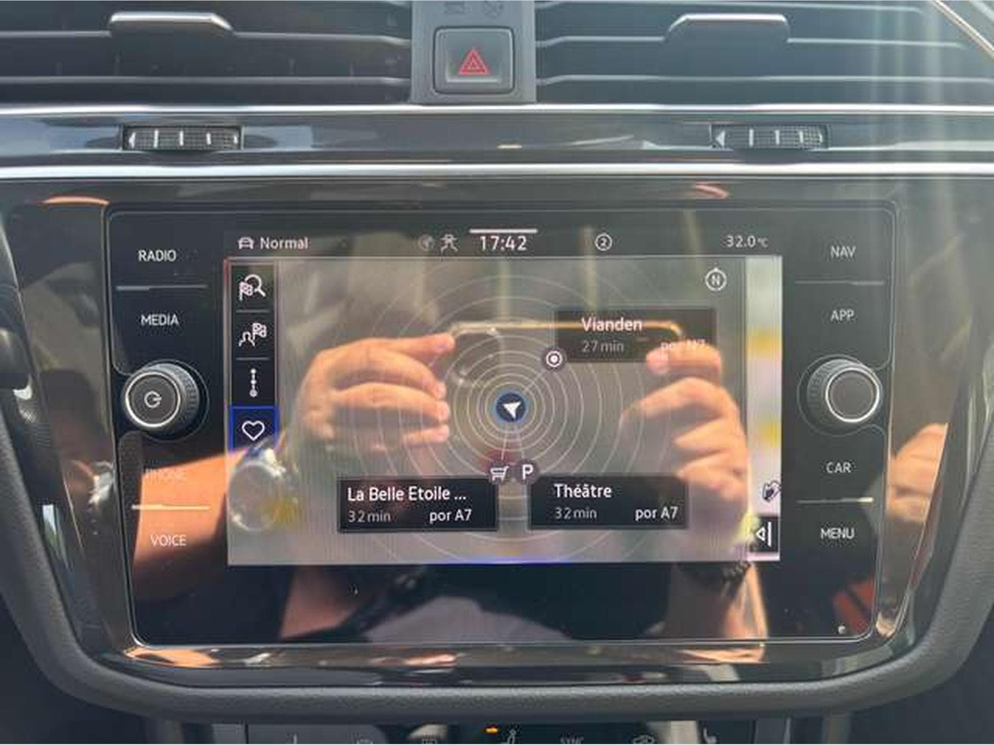 VW Tiguan 2.0TDI4Motion DSG-R-LINE-JUSQU'A 3 ANS DE GARANTIE (2022) - Photo 17