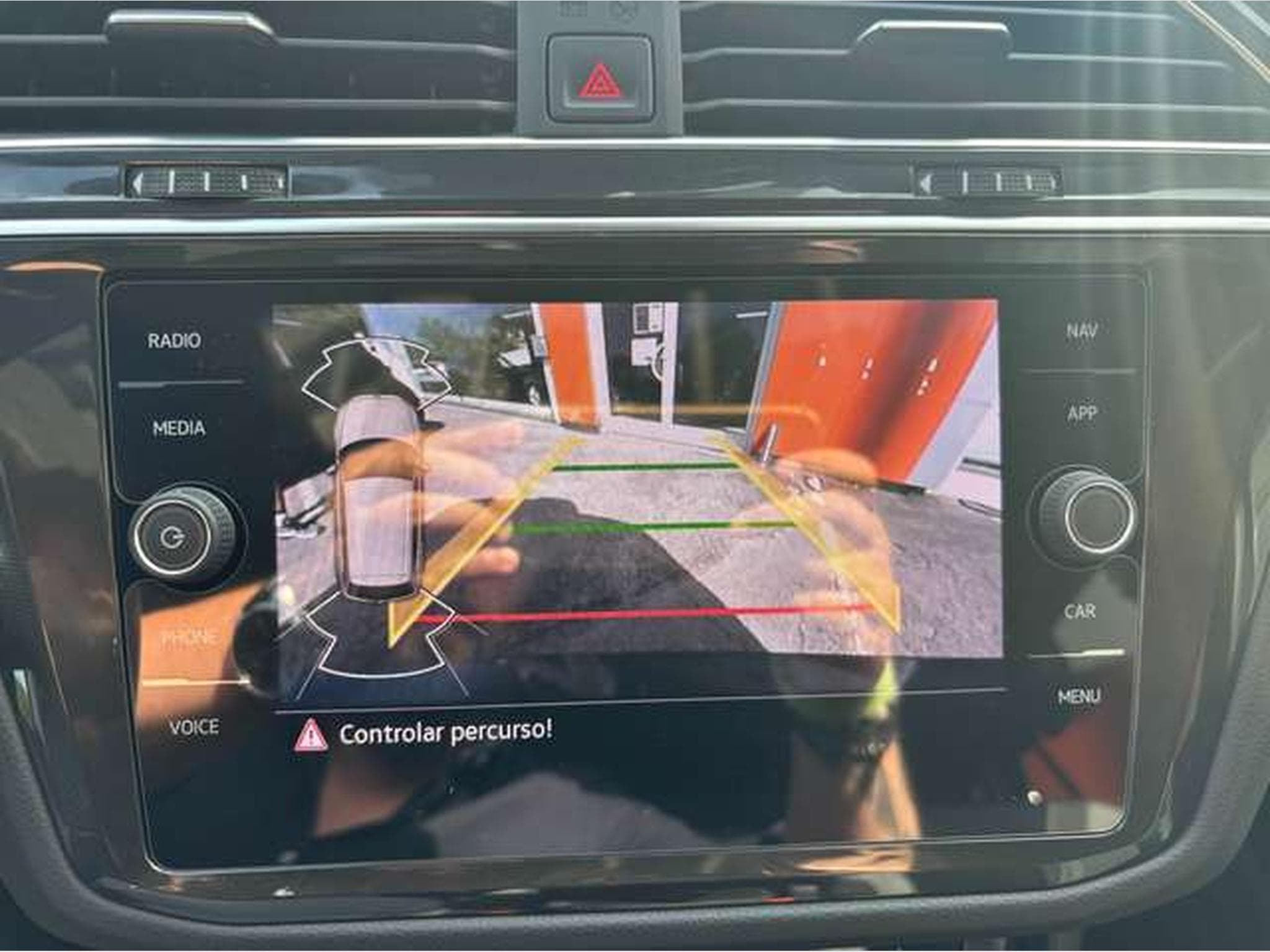 VW Tiguan 2.0TDI4Motion DSG-R-LINE-JUSQU'A 3 ANS DE GARANTIE (2022) - Photo 18