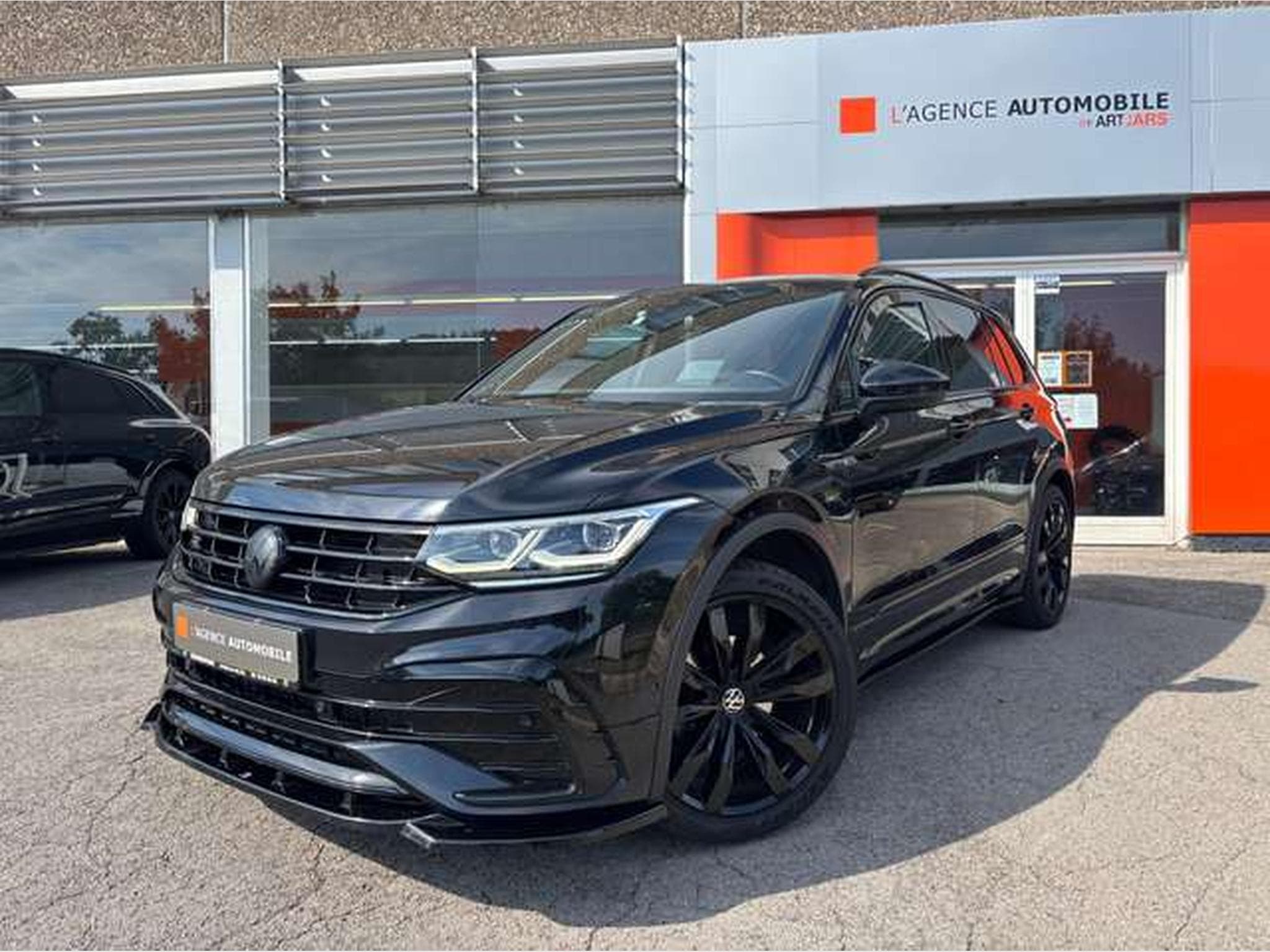 VW Tiguan 2.0TDI4Motion DSG-R-LINE-JUSQU'A 3 ANS DE GARANTIE (2022) - Photo 2