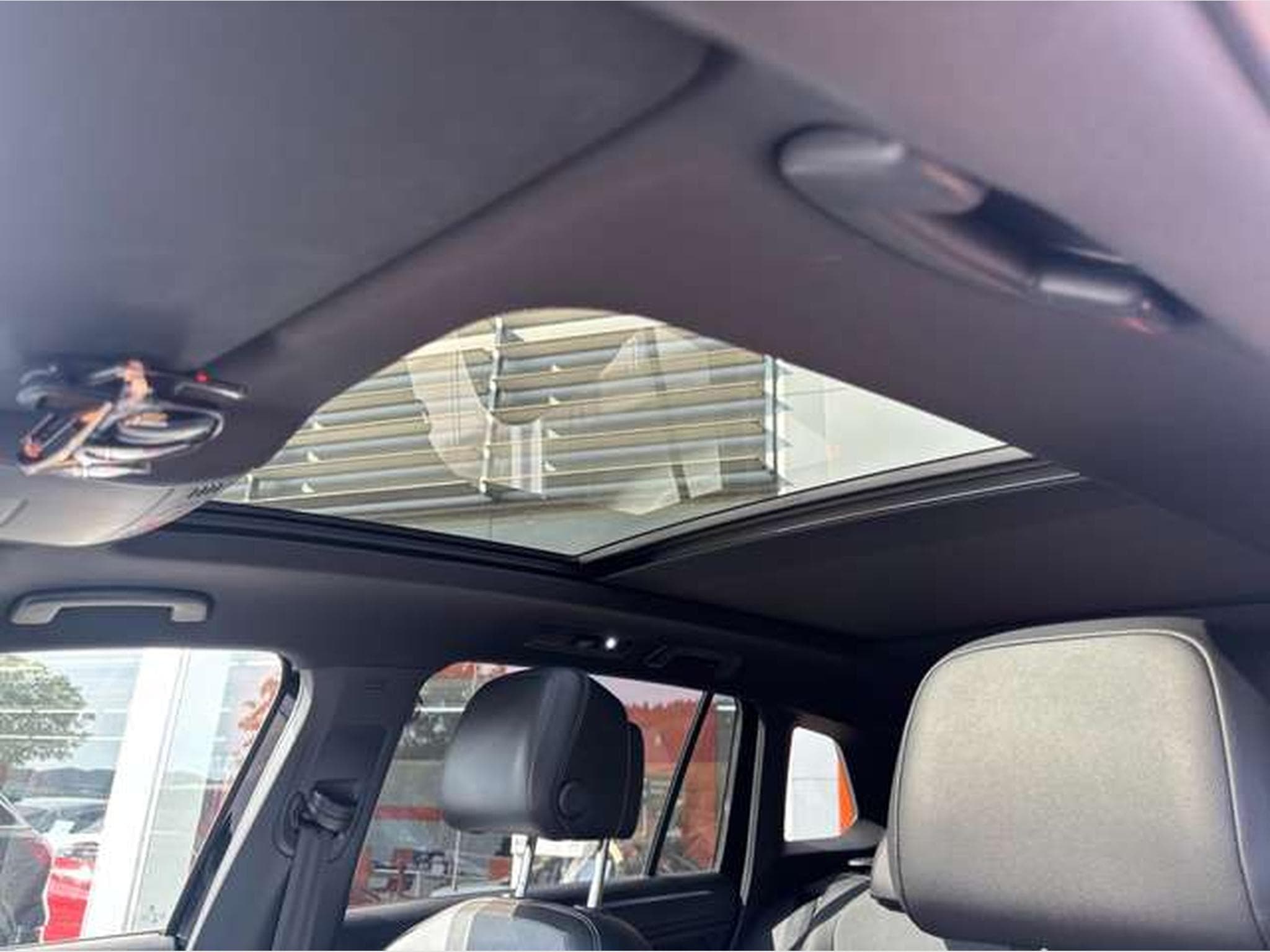 VW Tiguan 2.0TDI4Motion DSG-R-LINE-JUSQU'A 3 ANS DE GARANTIE (2022) - Photo 21