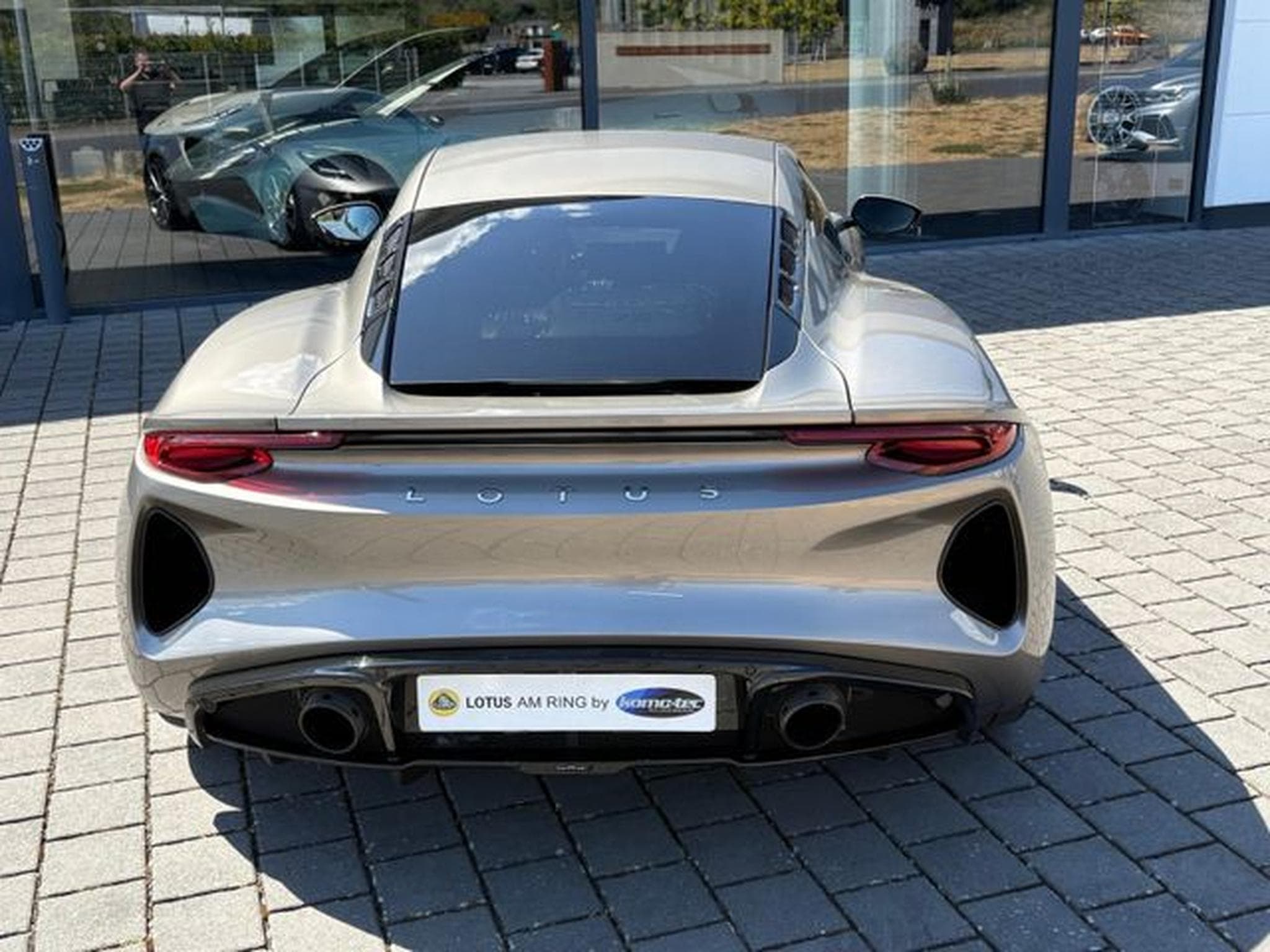Lotus Emira V6 IPS First Edition *Lotus am Ring by Komo-Tec* (2023) - Photo 6