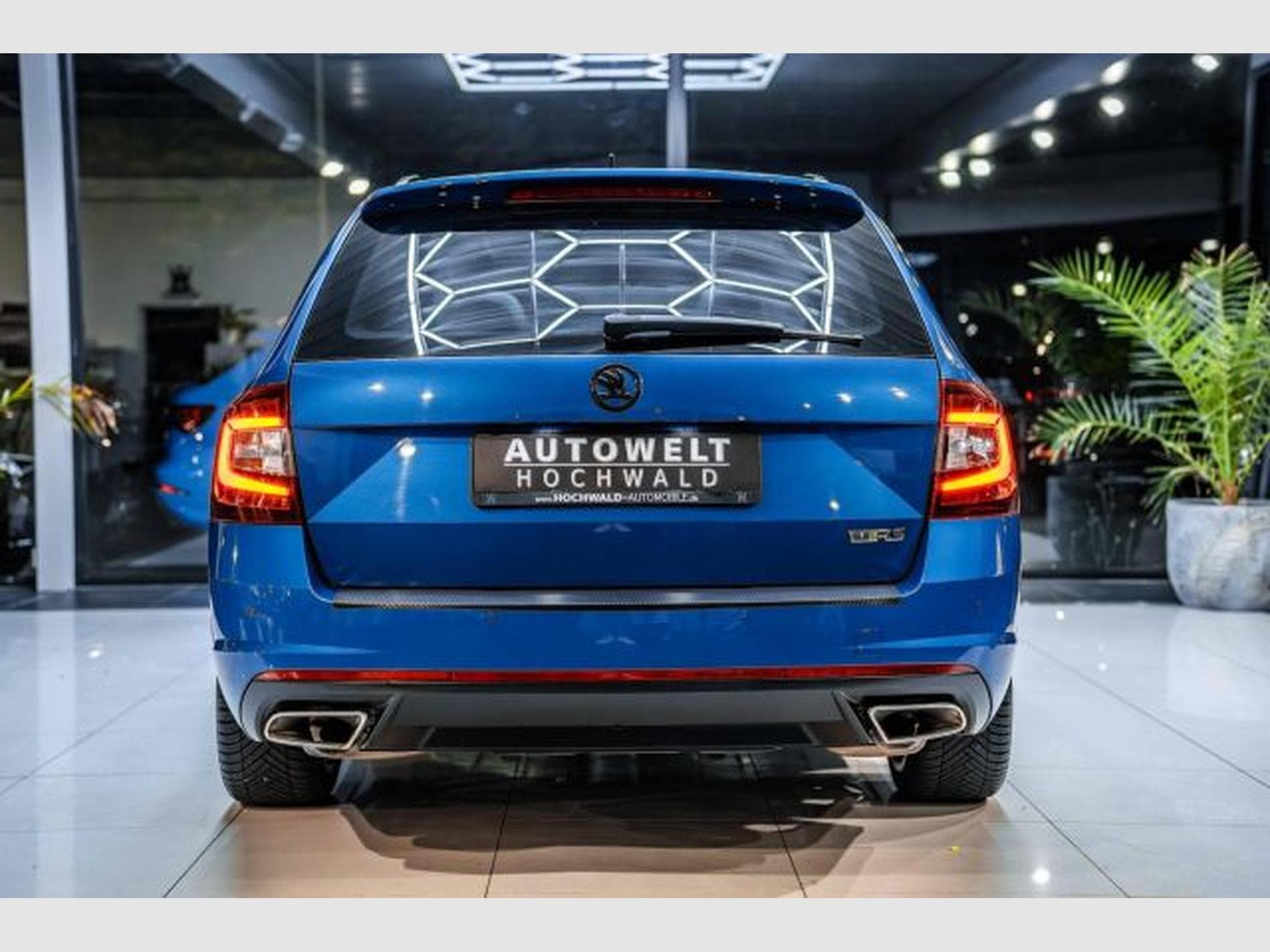 Skoda Octavia Octavia RS 2.0 TSI DSG NAVI LED AHK PANO Canton (2018) - Photo 12