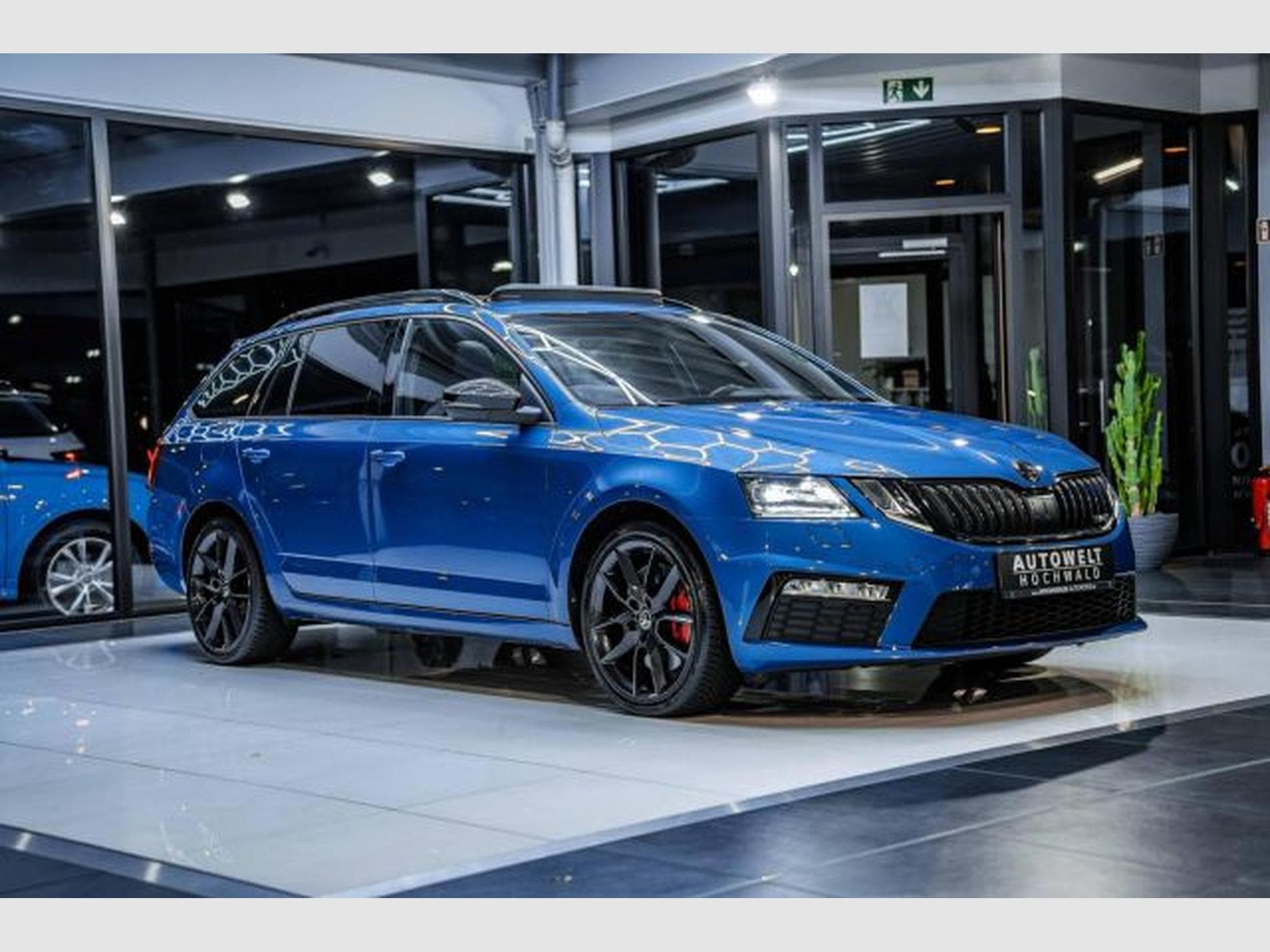 Skoda Octavia Octavia RS 2.0 TSI DSG NAVI LED AHK PANO Canton (2018) - Photo 6
