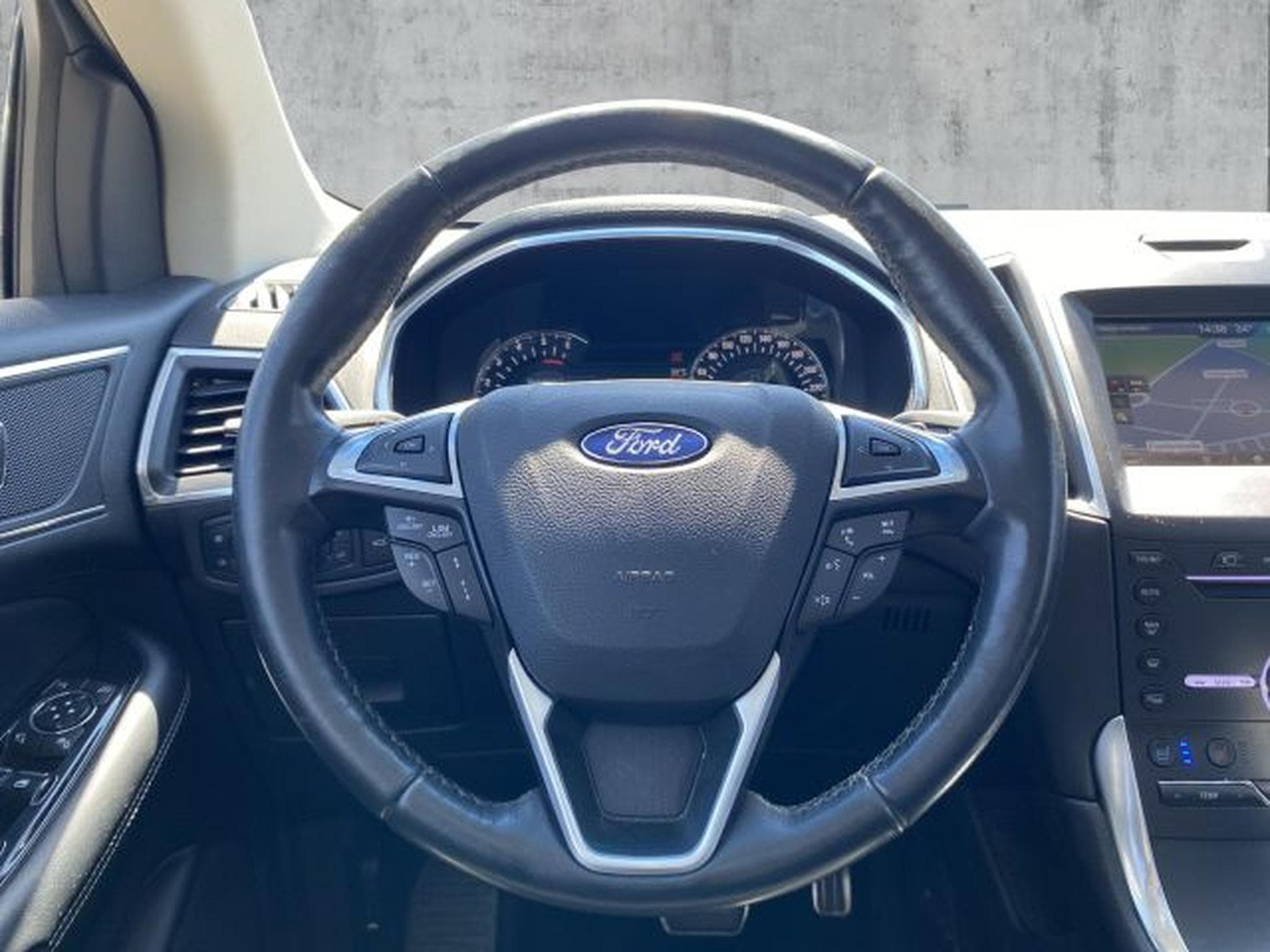 Ford Edge Edge 2.0 TDCi Aut. Sport 4x4 NAVI STHZG AHK PANO (2016) - Photo 15