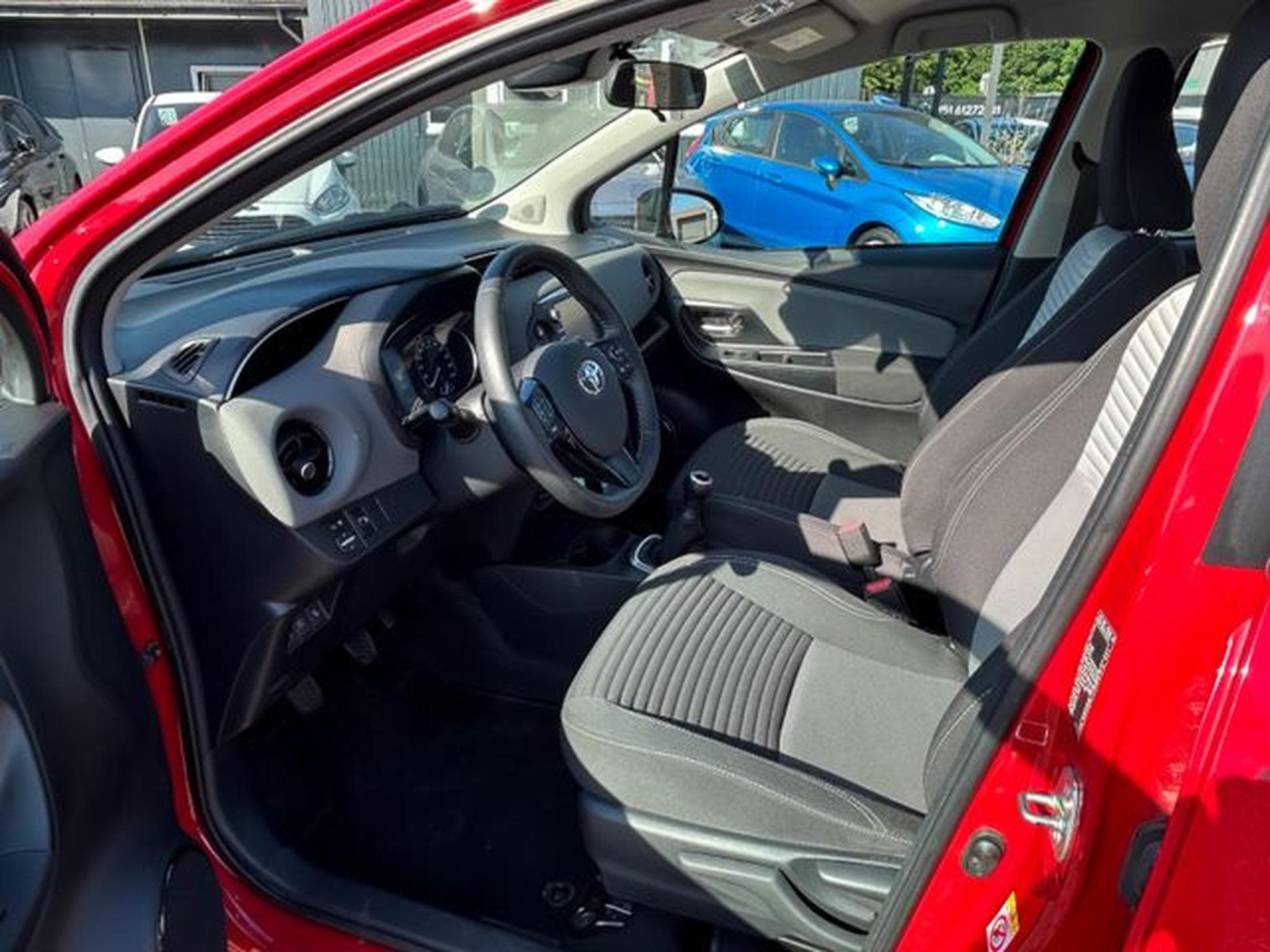 Toyota Yaris Yaris Comfort *Kamera*Bluetooth*MFL*Euro6* (2018) - Photo 7
