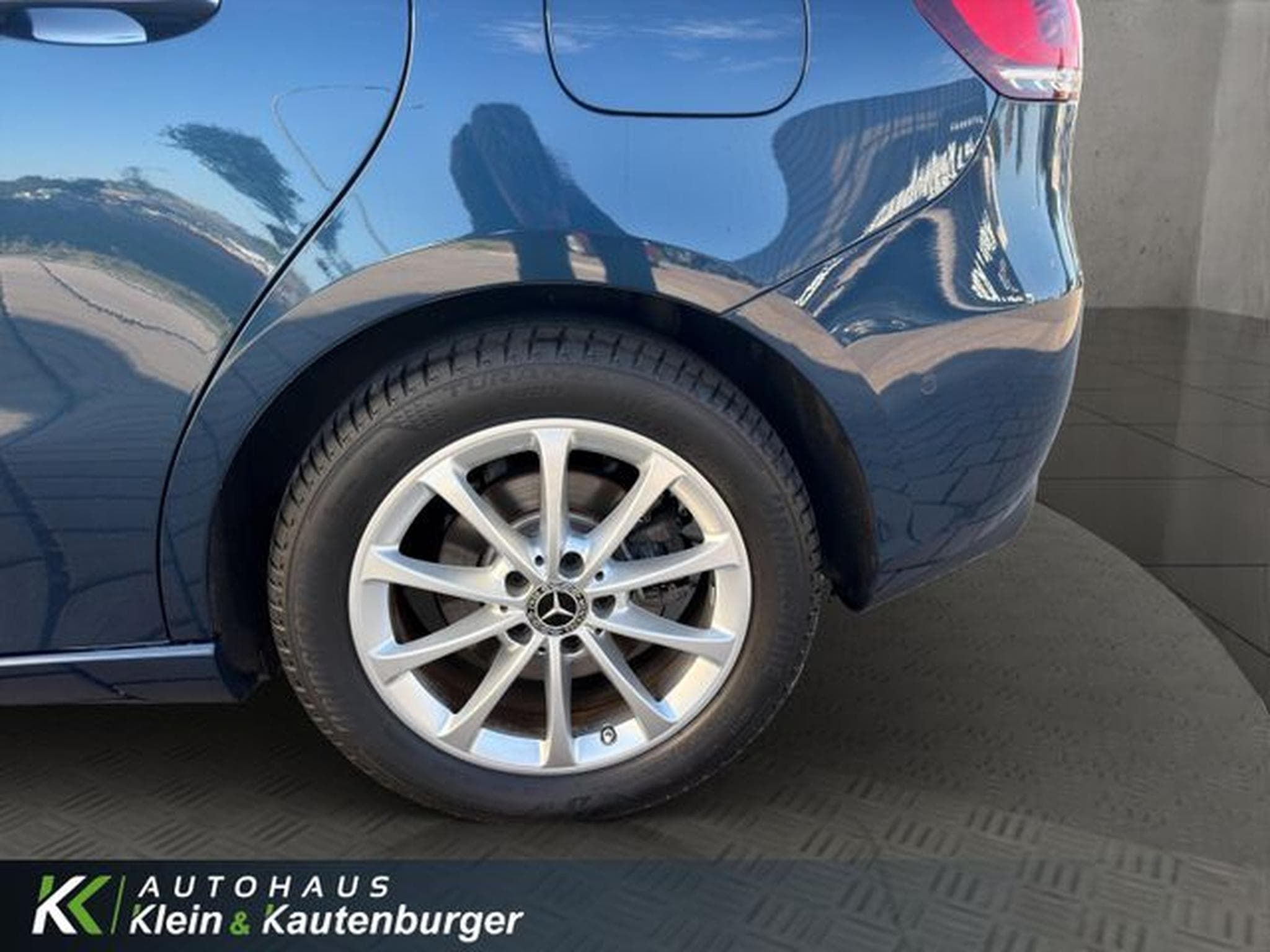Mercedes B 220 B 220 Progressive 4M +360°+MULTIBEAM+TOTWINKEL (2019) - Photo 10