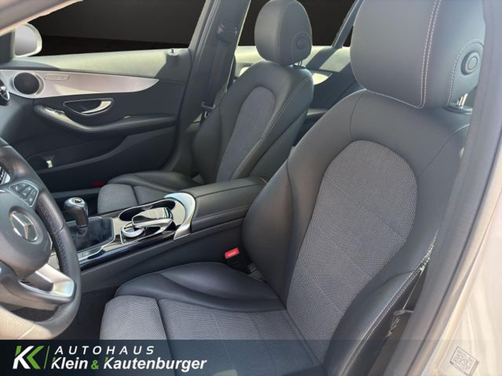 Mercedes C 180 C 180 T Avantgarde +NAVI+SITZHZG.+EINPARKHILFE (2018) - Photo 14