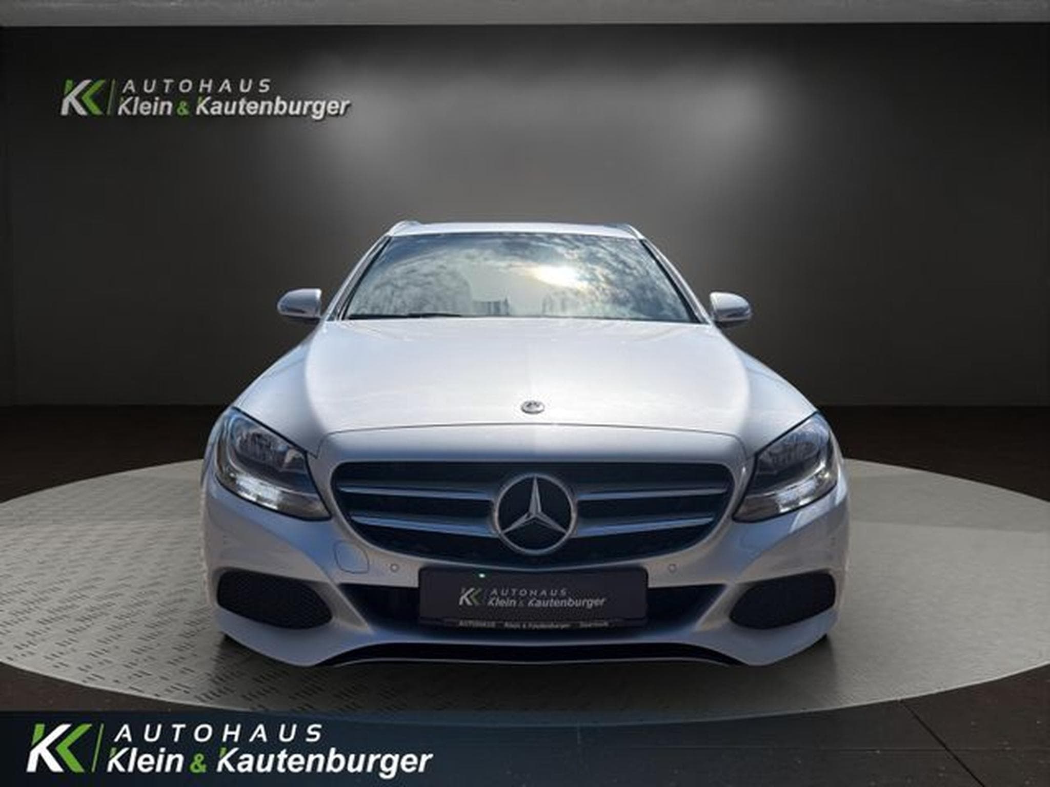 Mercedes C 180 C 180 T Avantgarde +NAVI+SITZHZG.+EINPARKHILFE (2018) - Photo 2