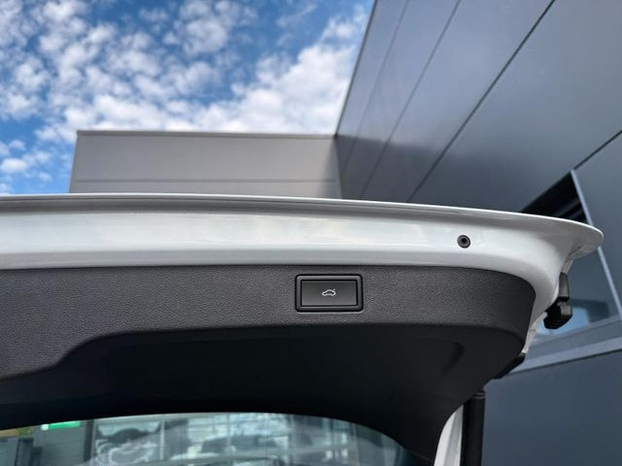Skoda Kamiq Kamiq Monte Carlo DSG 18" Navi AHK VC ACC (2023) - Photo 14