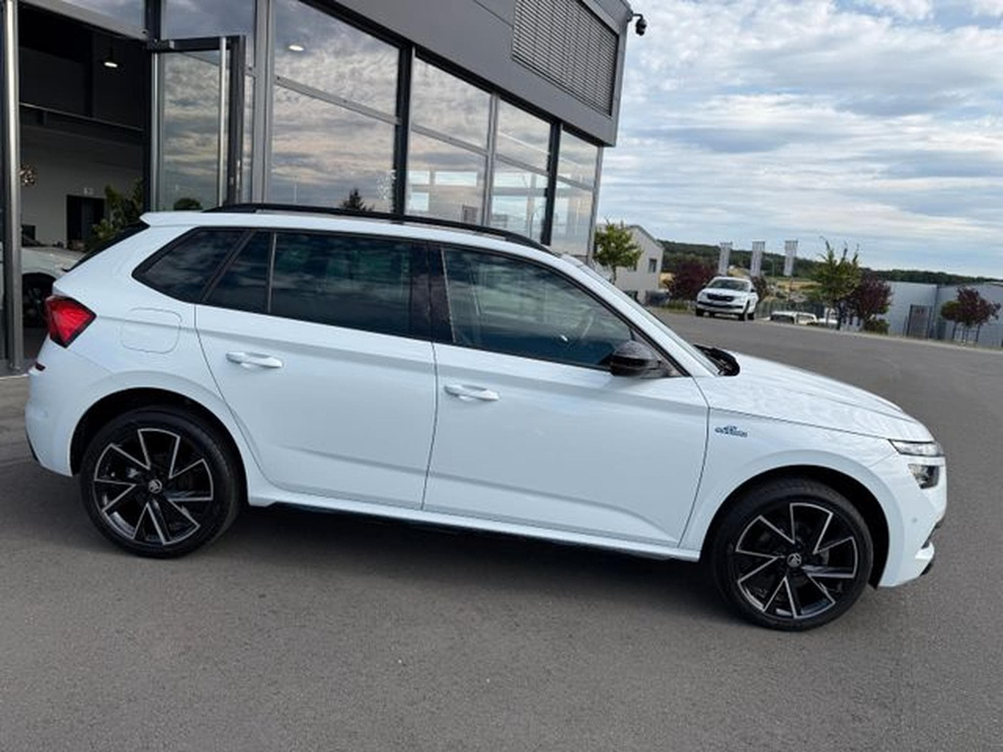 Skoda Kamiq Kamiq Monte Carlo DSG 18" Navi AHK VC ACC (2023) - Photo 5