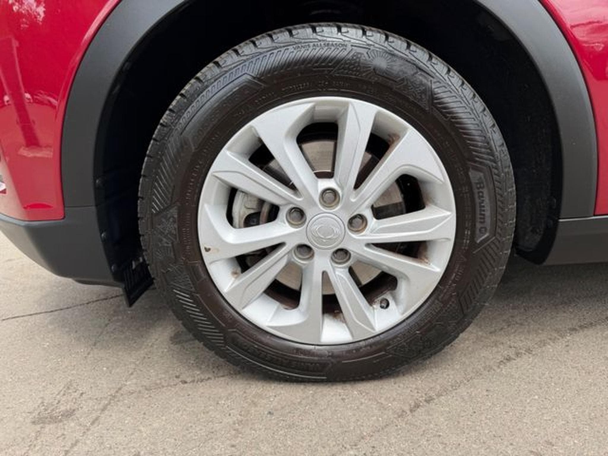 Ssangyong Tivoli TIVOLI 1.5 T-GDi AMBER*KLIMA*R-KAMERA*24.TKM* (2019) - Photo 10