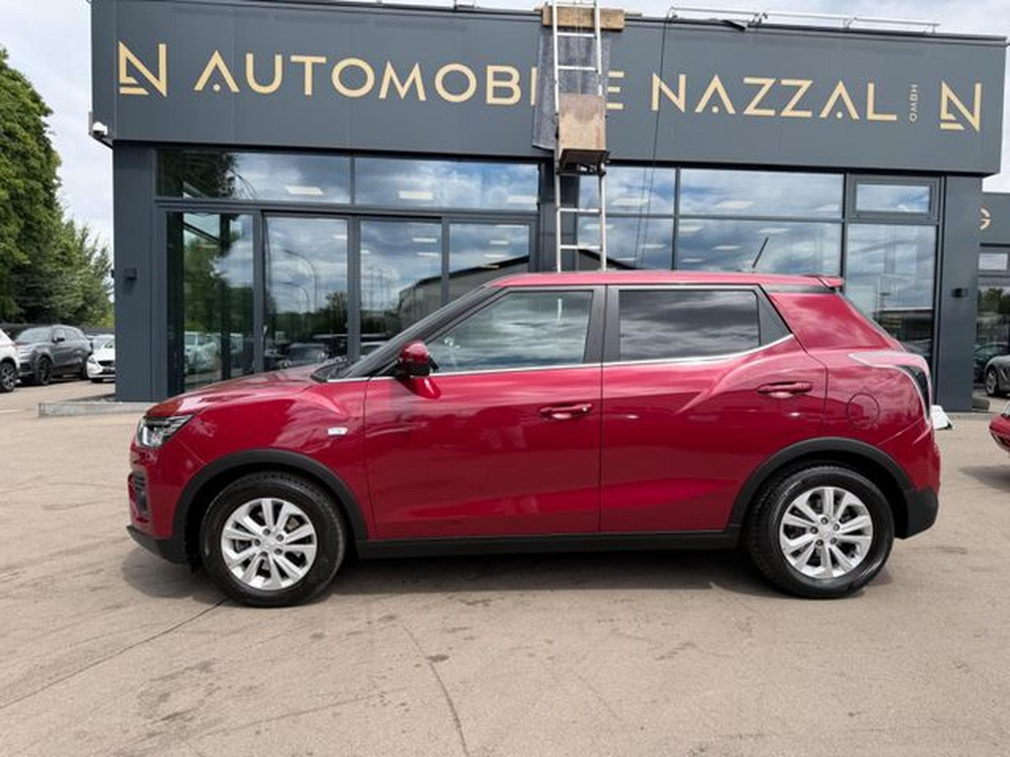 Ssangyong Tivoli TIVOLI 1.5 T-GDi AMBER*KLIMA*R-KAMERA*24.TKM* (2019) - Photo 12