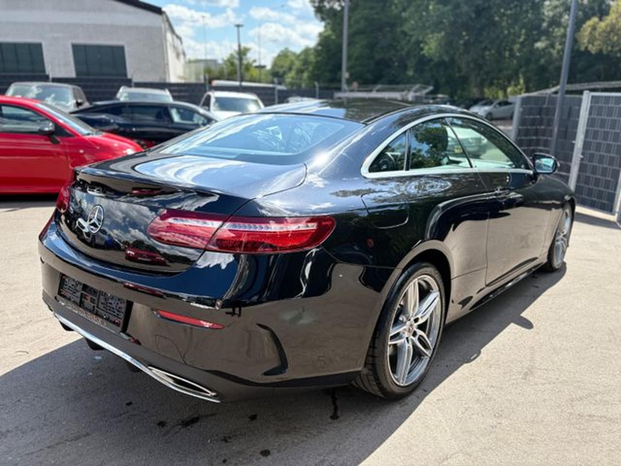 Mercedes E 300 E 300 COUPE *AMG-LINE*PANO*LED*BURMESTER* (2018) - Photo 7