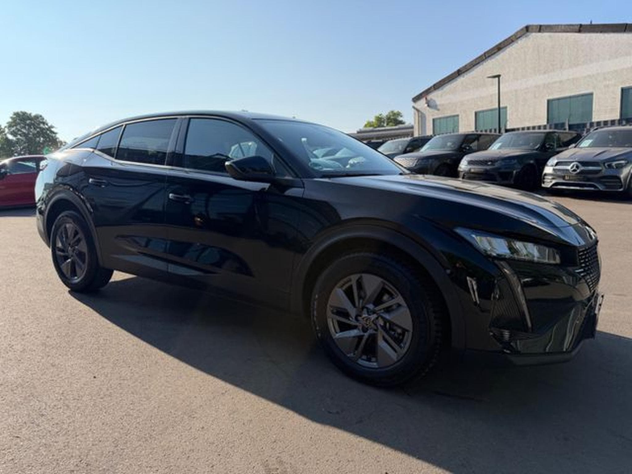 Peugeot 408 408 PURETECH 130 ALLURE *1.HAND*AUT*LED*KAM*NAVI (2023) - Photo 4