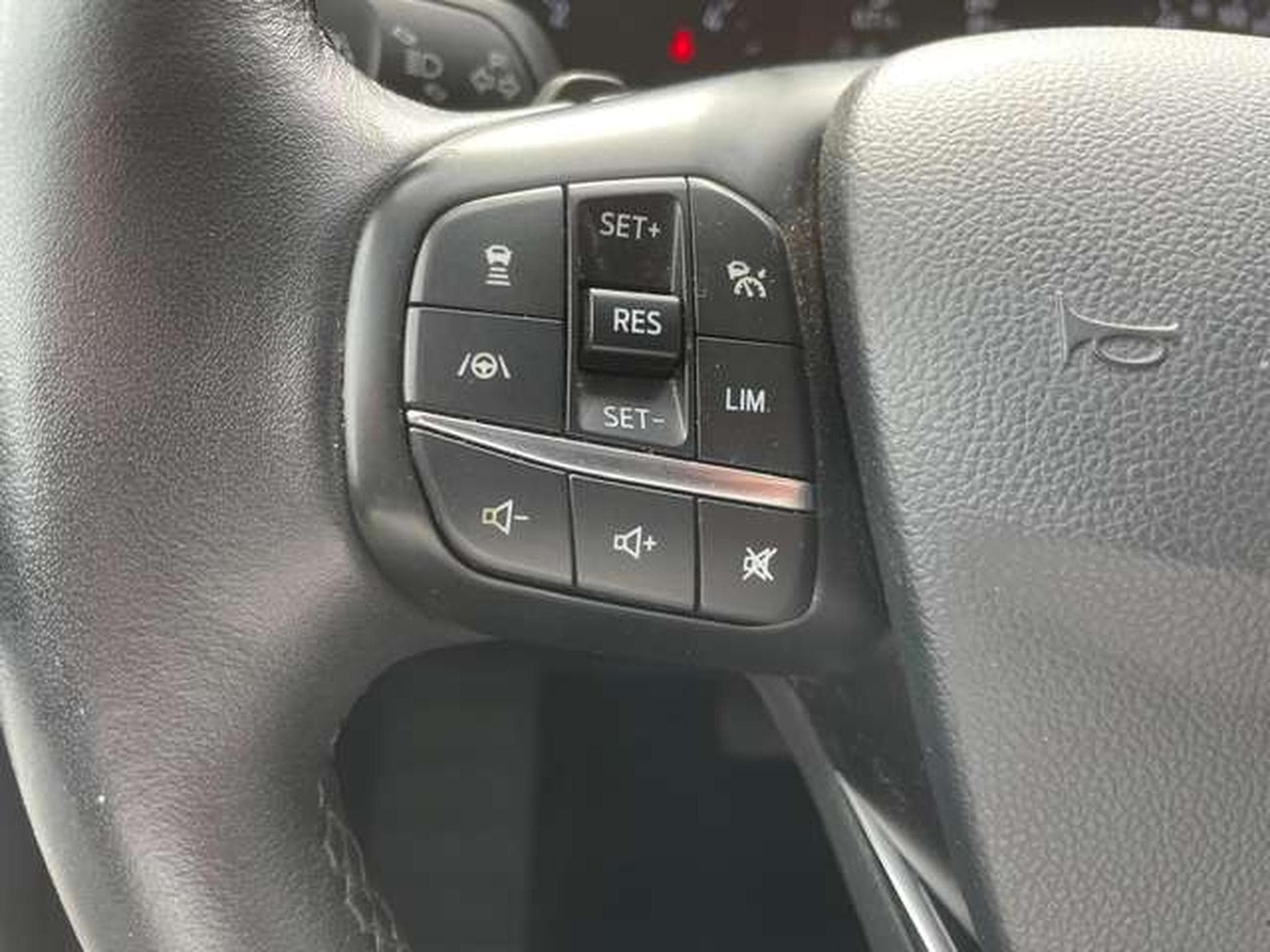 Ford Focus 1.5 EcoBlue Aut. COOL-JUSQU'A 36 MOIS DE GARANTIE (2019) - Photo 17