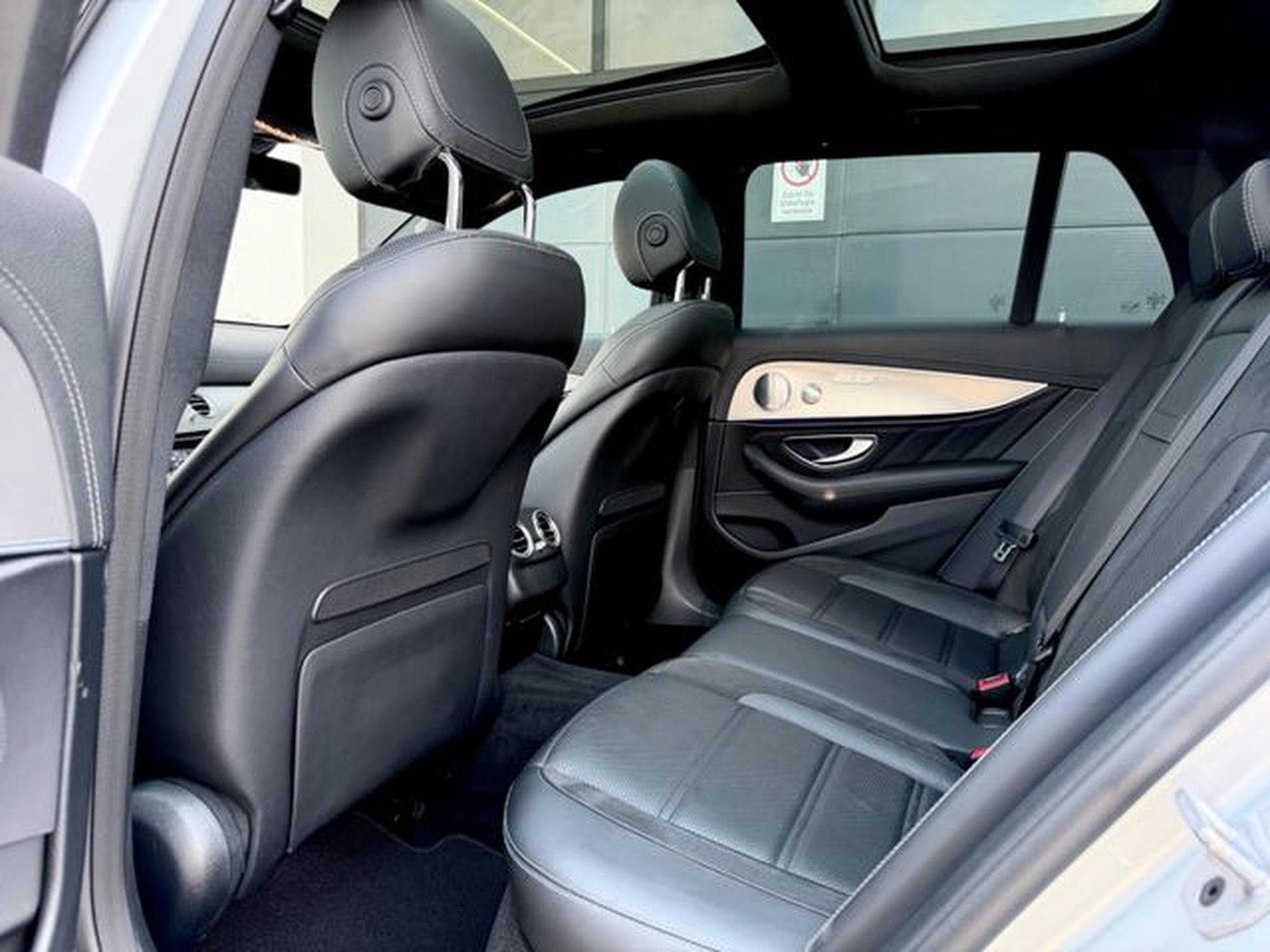Mercedes E 43 AMG E 43 AMG 4Matic /PANO/LED/360°CAM/BURMESTER/AHK/ (2018) - Photo 12