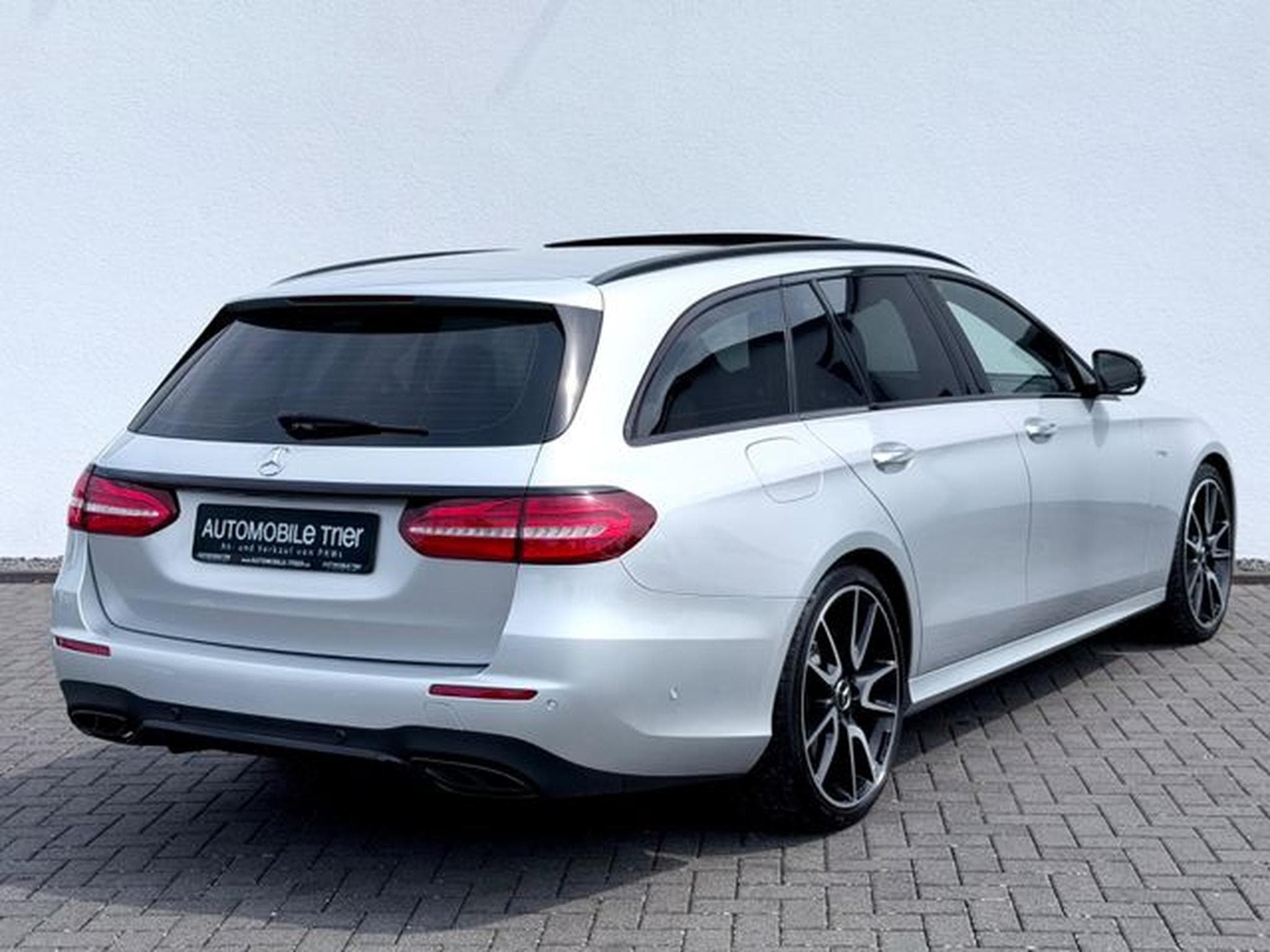 Mercedes E 43 AMG E 43 AMG 4Matic /PANO/LED/360°CAM/BURMESTER/AHK/ (2018) - Photo 5