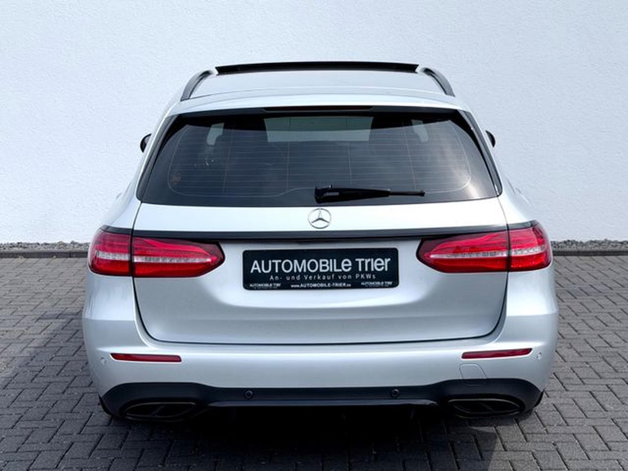Mercedes E 43 AMG E 43 AMG 4Matic /PANO/LED/360°CAM/BURMESTER/AHK/ (2018) - Photo 6