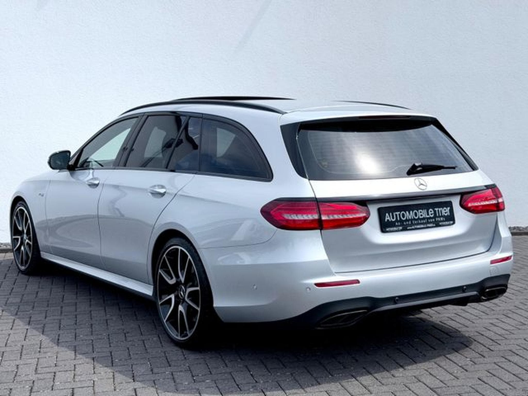 Mercedes E 43 AMG E 43 AMG 4Matic /PANO/LED/360°CAM/BURMESTER/AHK/ (2018) - Photo 7