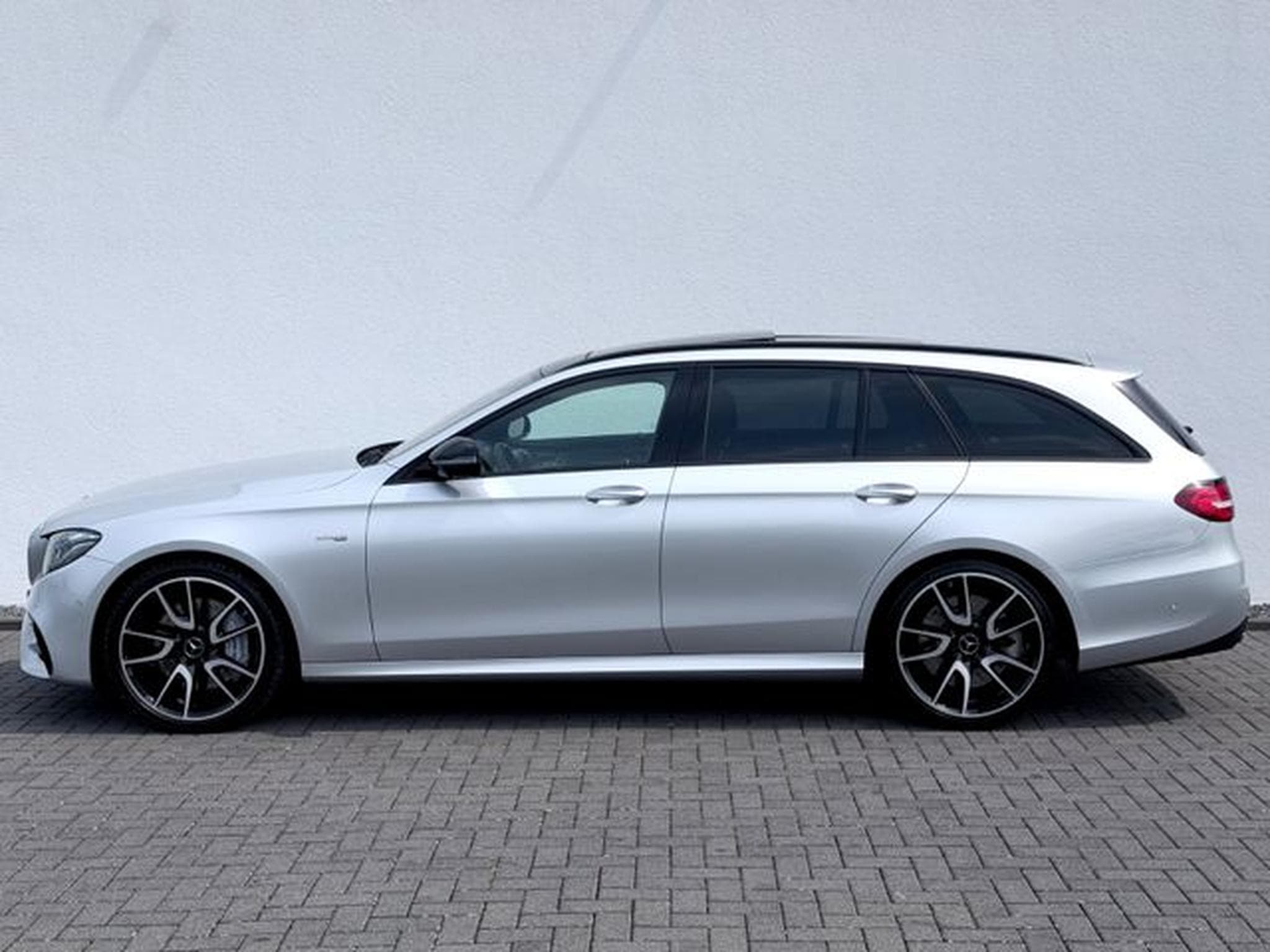 Mercedes E 43 AMG E 43 AMG 4Matic /PANO/LED/360°CAM/BURMESTER/AHK/ (2018) - Photo 8
