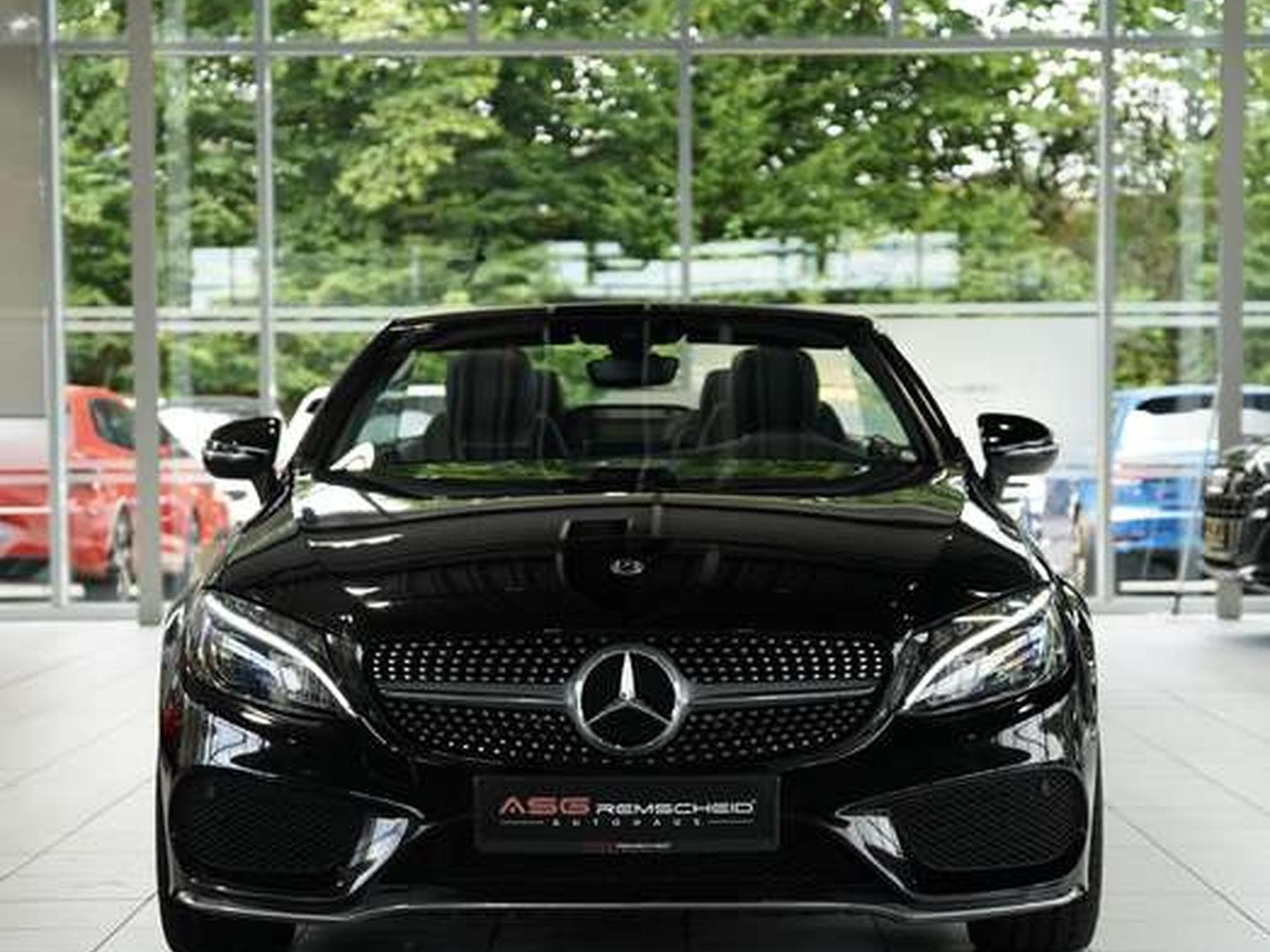 Mercedes C 300 Cabrio AMG Line *2.H *AHK *Kamera *Navi (2018) - Photo 3
