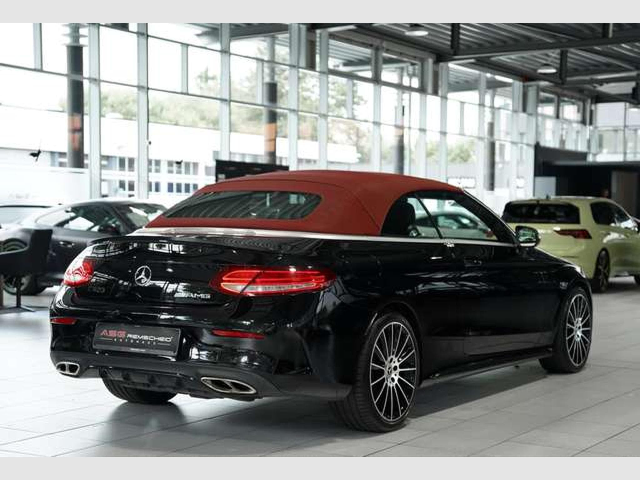 Mercedes C 300 Cabrio AMG Line *2.H *AHK *Kamera *Navi (2018) - Photo 39