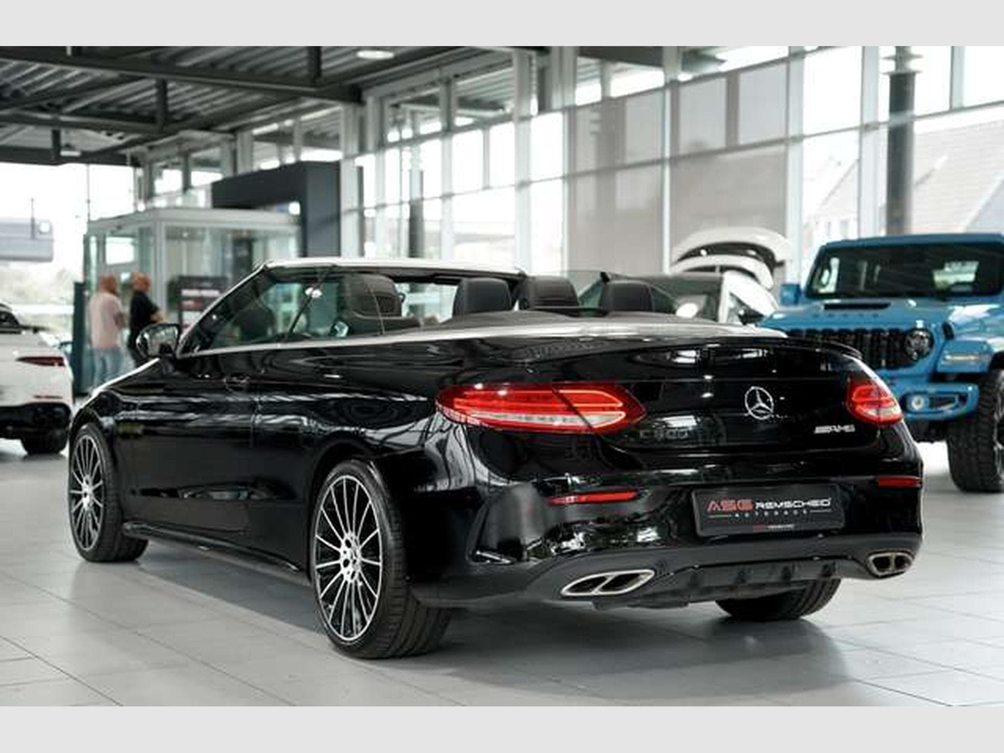 Mercedes C 300 Cabrio AMG Line *2.H *AHK *Kamera *Navi (2018) - Photo 9