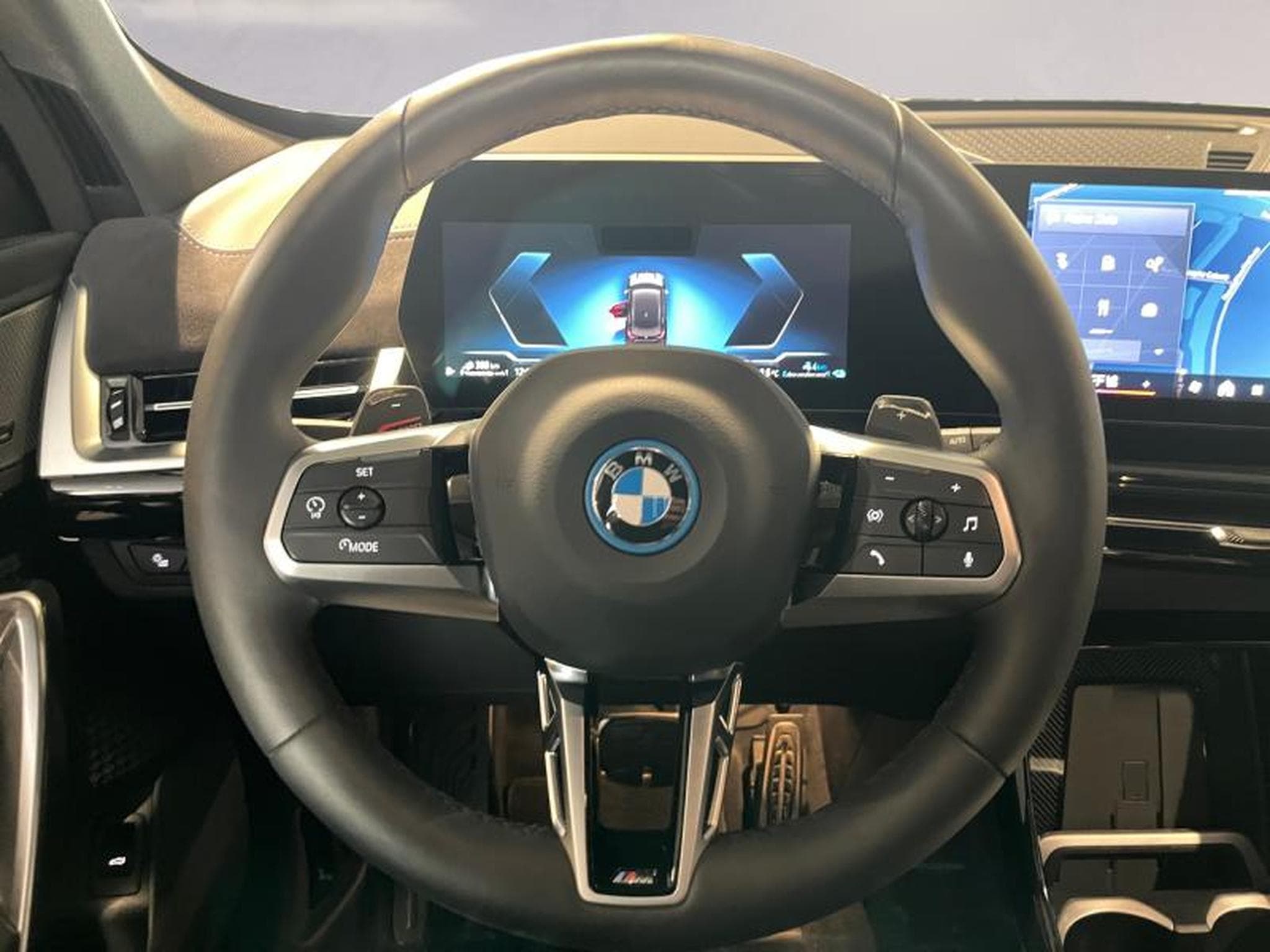 BMW X1 X1 xDrive30e M Sport (2025) - Photo 16