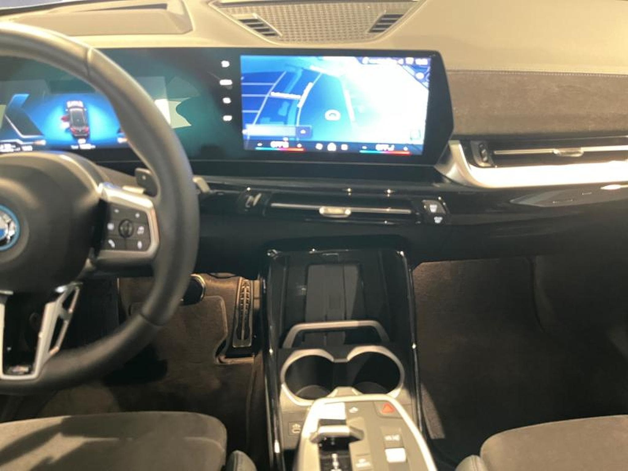 BMW X1 X1 xDrive30e M Sport (2025) - Photo 8