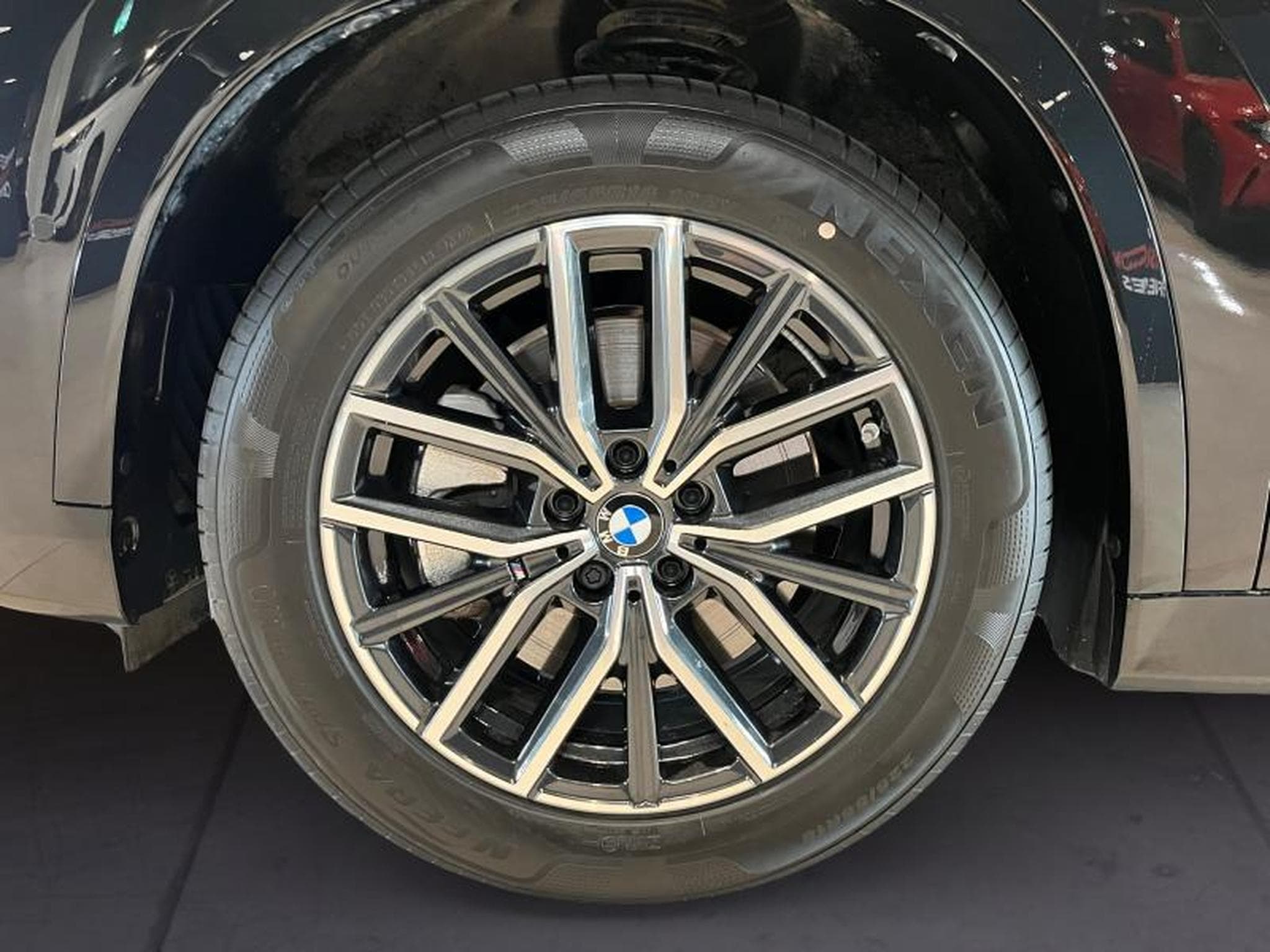 BMW X1 X1 xDrive30e M Sport (2025) - Photo 9