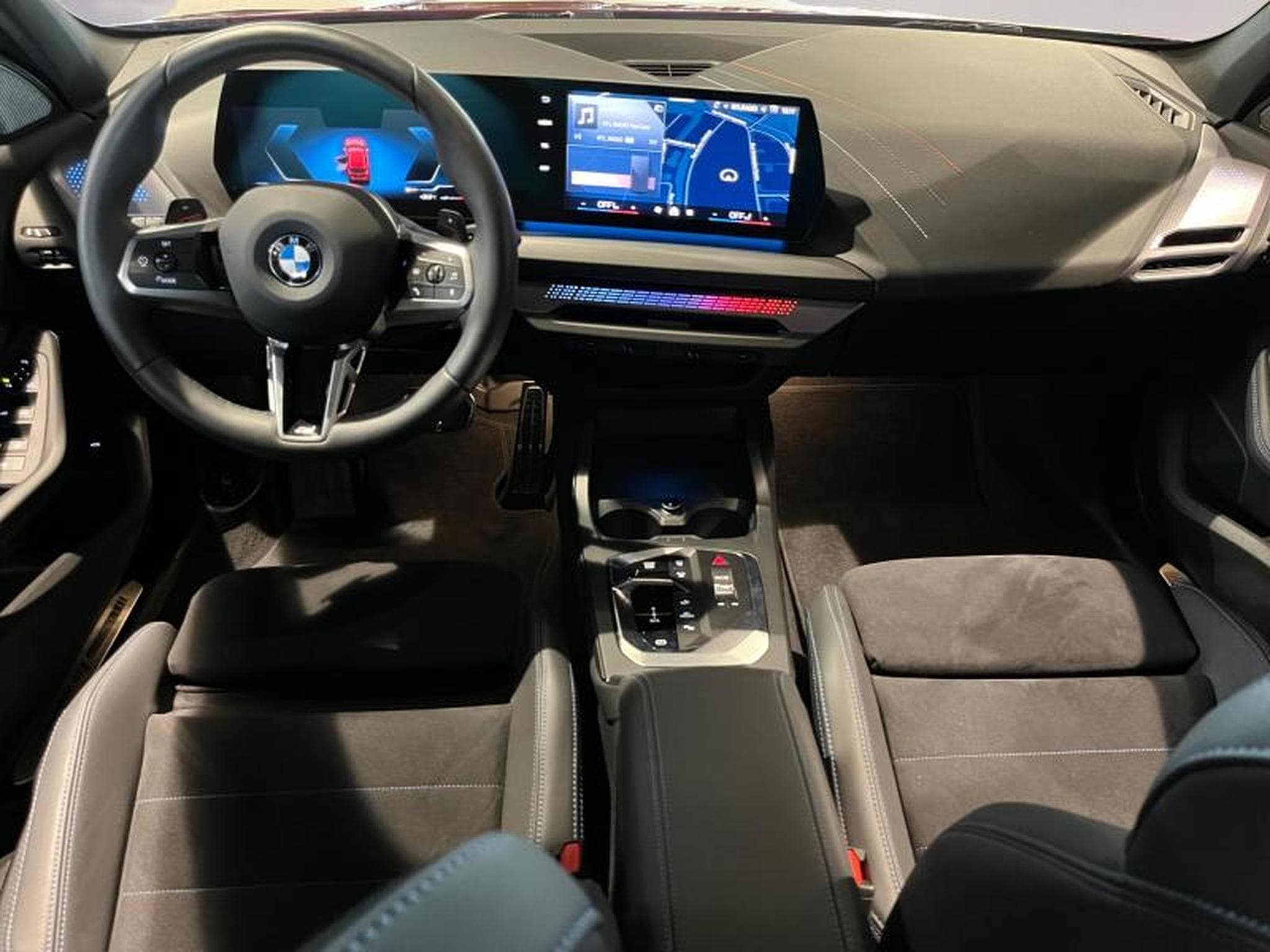 BMW 120 120 Hatch M Sport (2025) - Photo 8