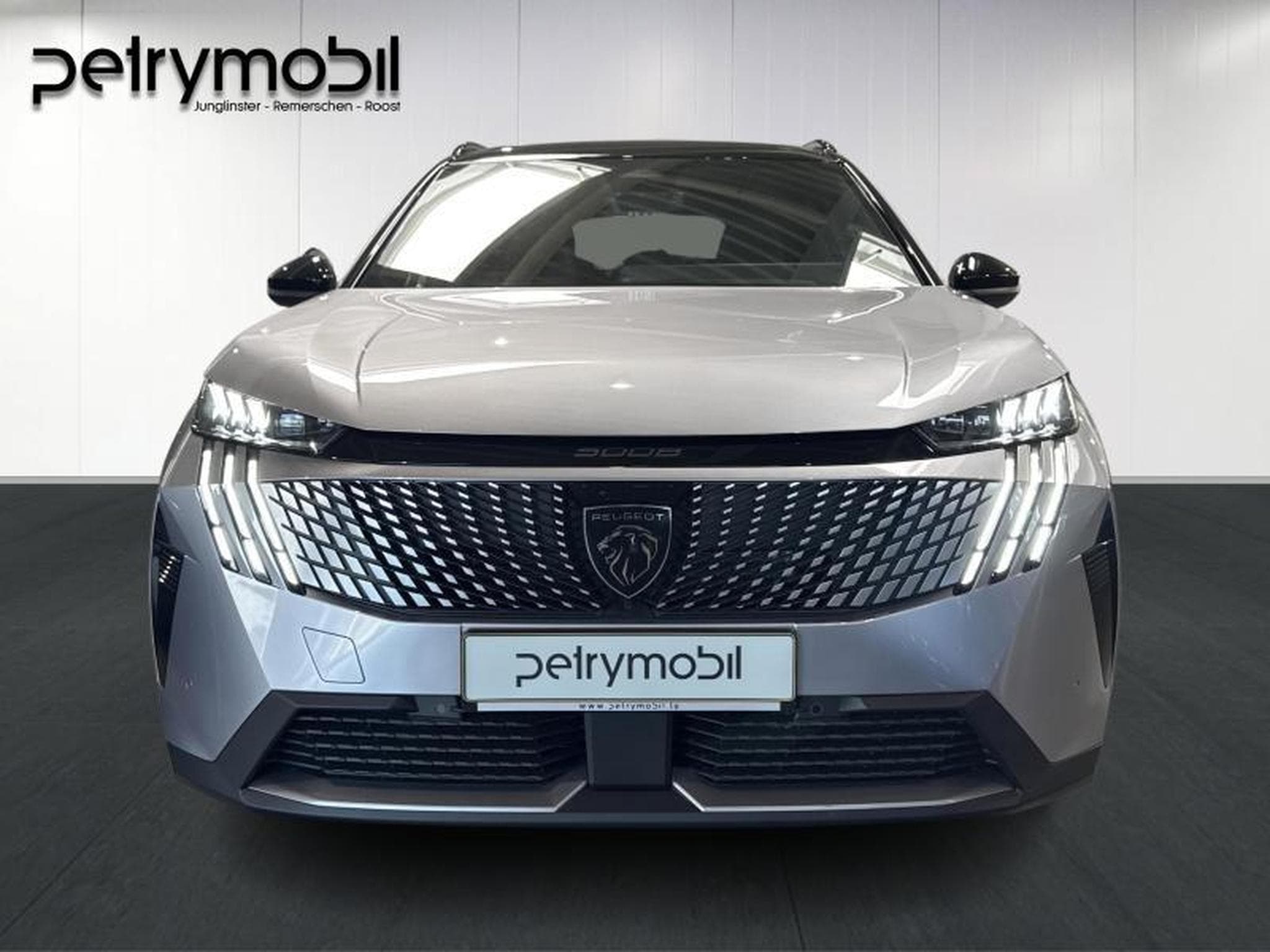 Peugeot 5008 GT Hybrid 145 e-DCS6 (2025) - Photo 2