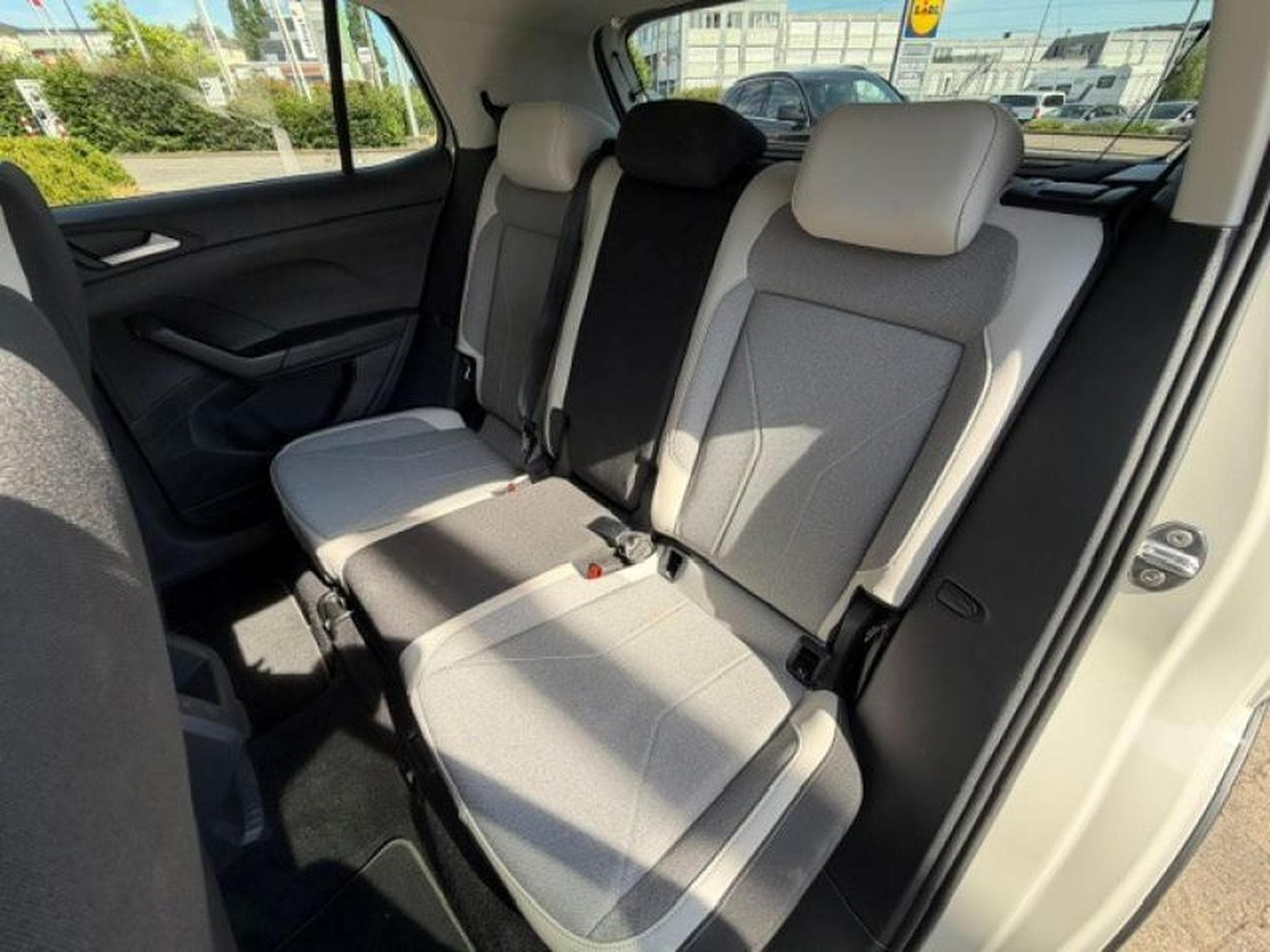 VW T-Cross Style (2025) - Photo 13