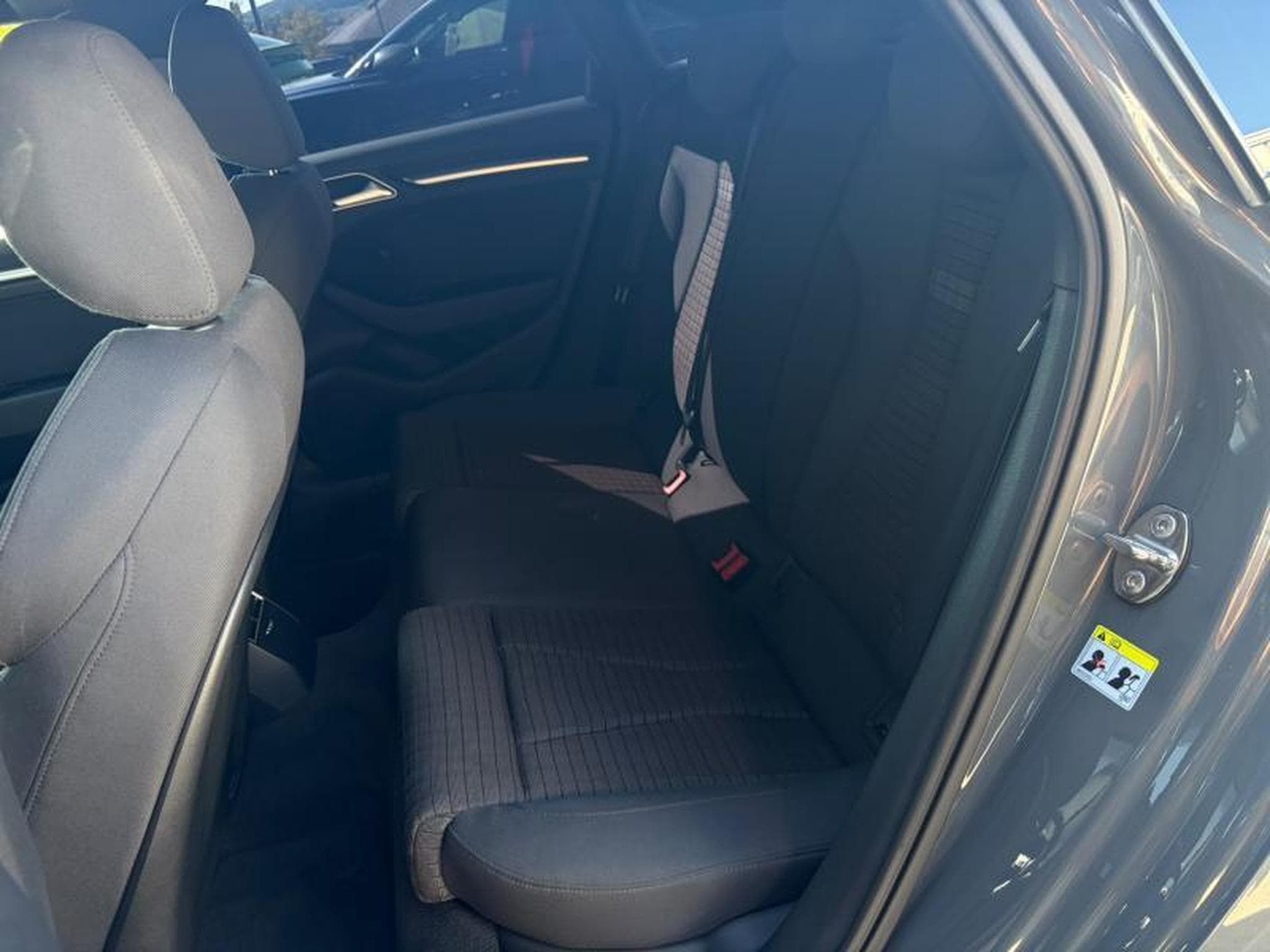 Audi A3 Berline Sport BVA/GPS/Sièges Chauffant (2019) - Photo 10