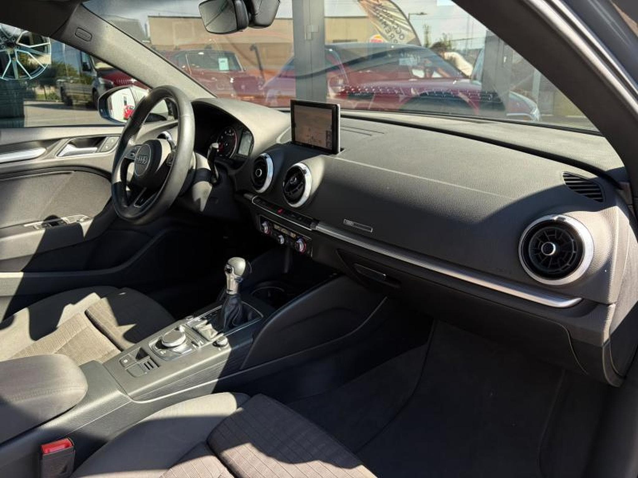 Audi A3 Berline Sport BVA/GPS/Sièges Chauffant (2019) - Photo 8