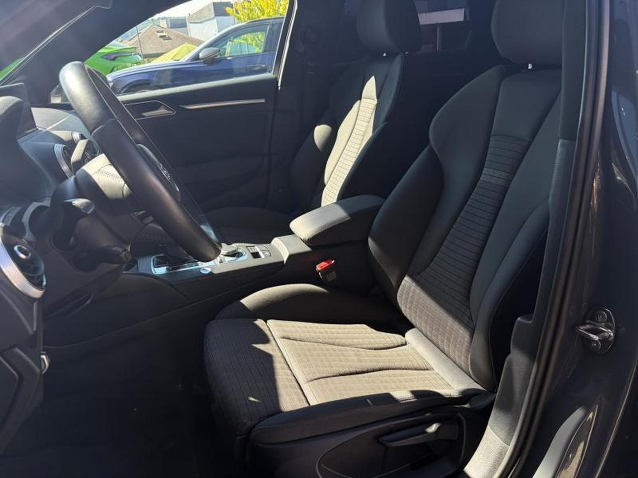 Audi A3 Berline Sport BVA/GPS/Sièges Chauffant (2019) - Photo 9